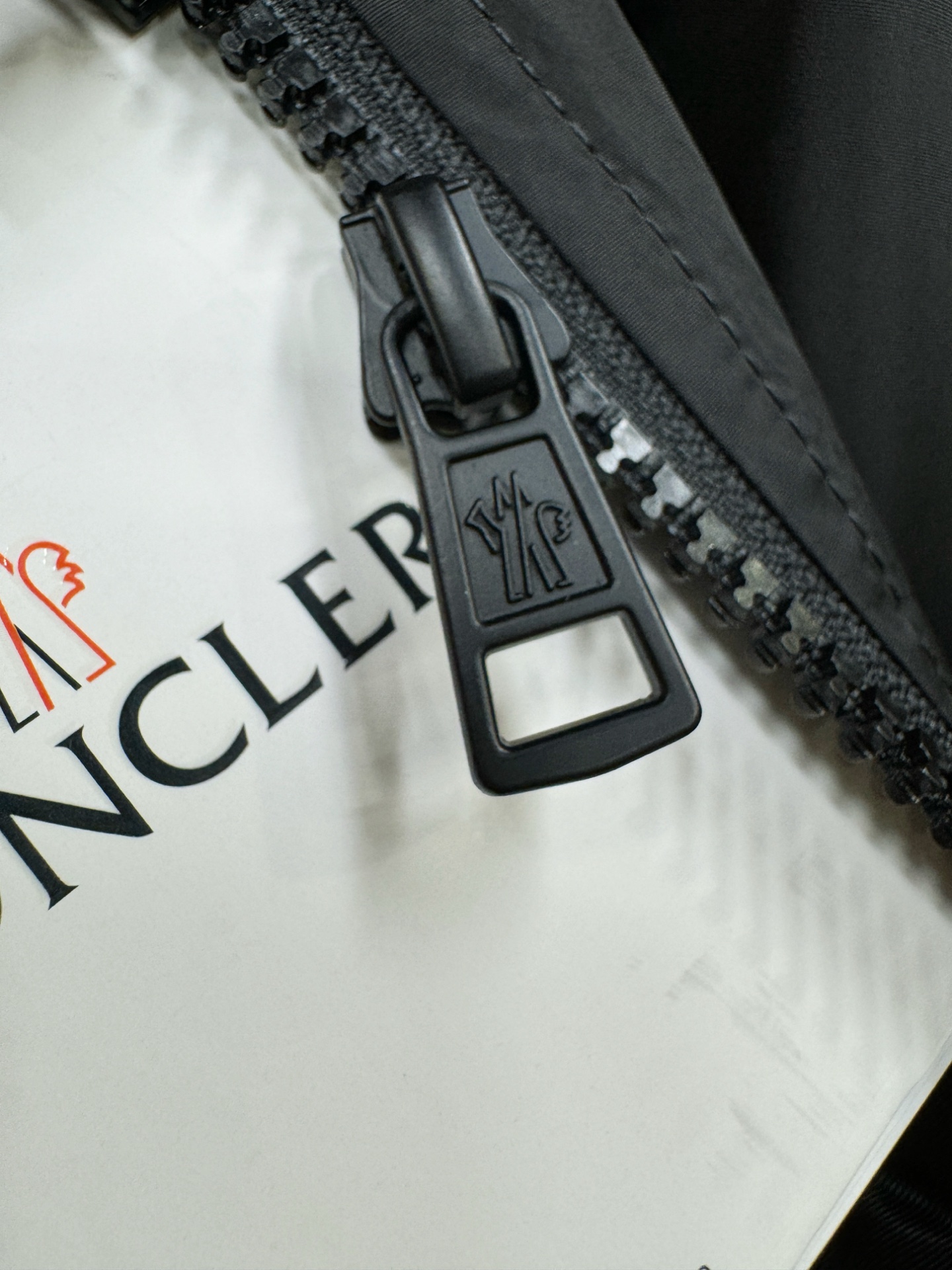 Moncler蒙口 2025秋冬新款棉服夹克外套，内里夹棉，原单狠货 意大利进口面料时尚夹克外套。加棉加