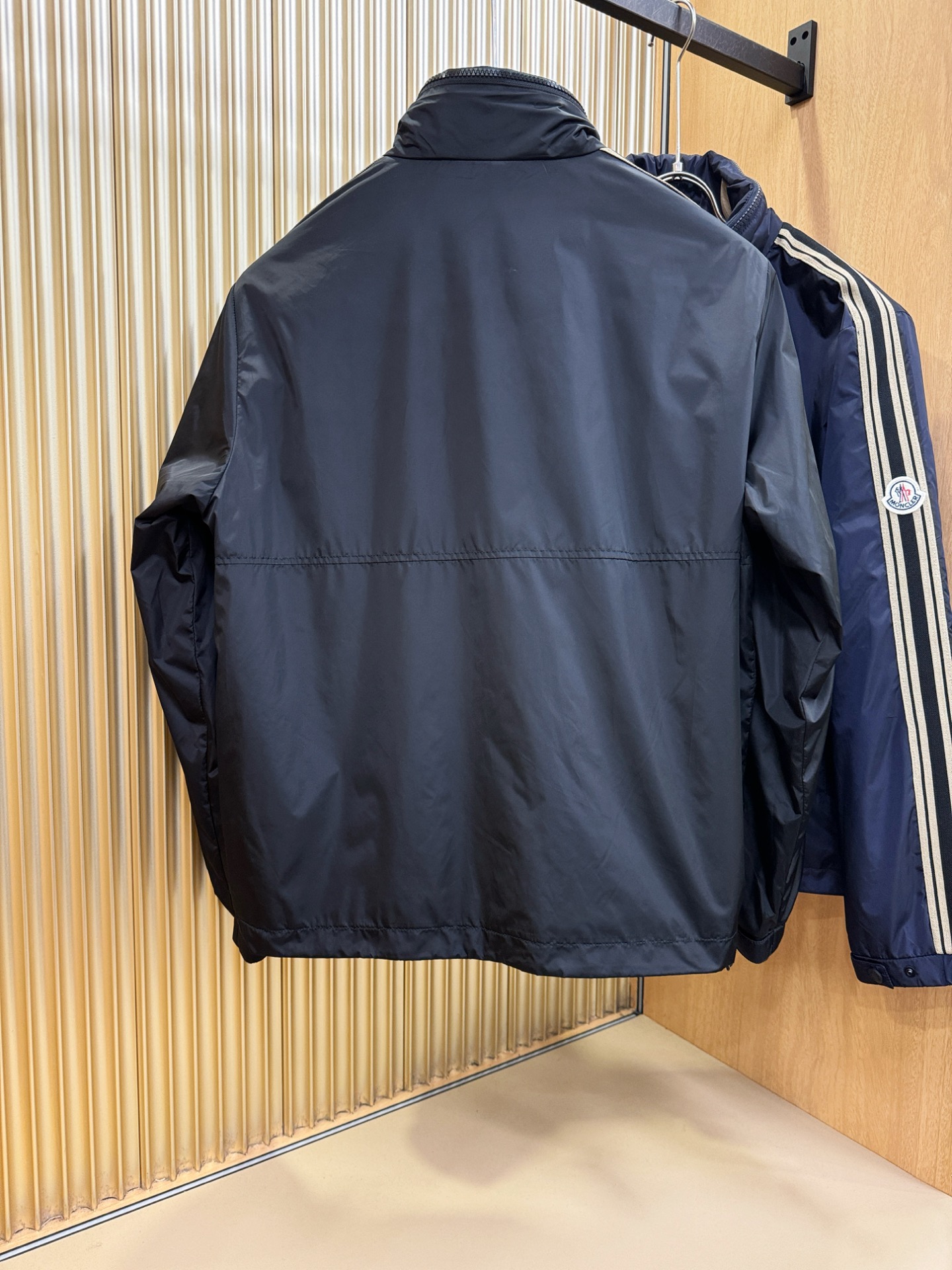 Moncler蒙口 2025秋冬新款棉服夹克外套，内里夹棉，原单狠货 意大利进口面料时尚夹克外套。加棉加