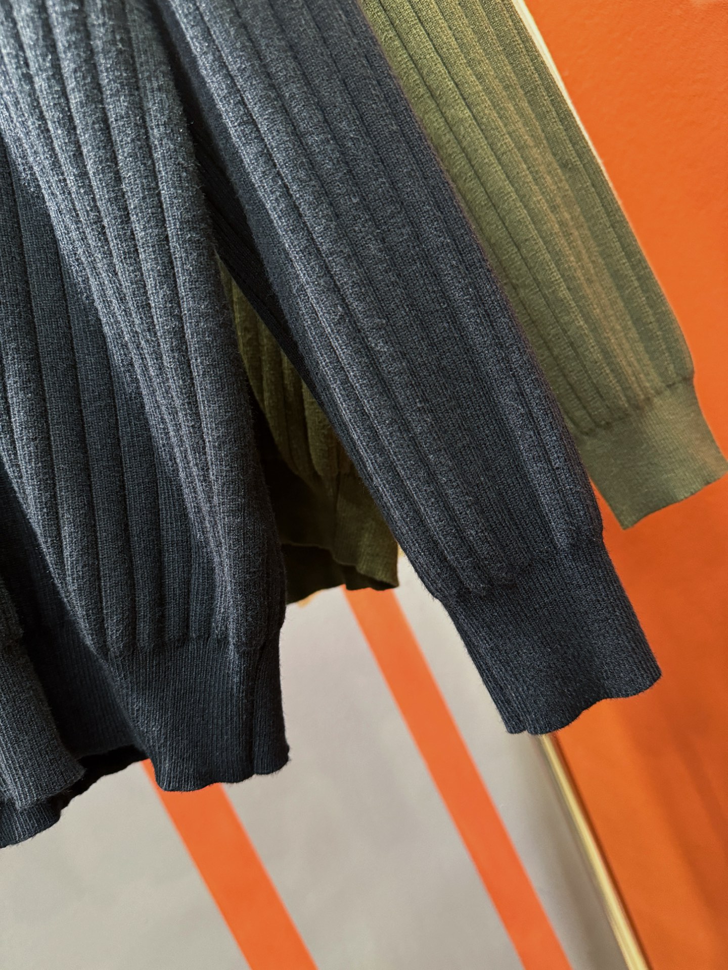 Loro Piana诺悠翩雅 新款毛衣，胸前logo设计！贸易公司渠道稀出，同步官网发售！秋冬系列经典设