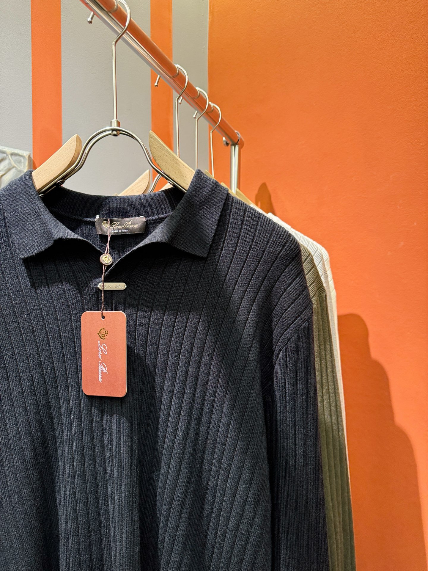 Loro Piana诺悠翩雅 新款毛衣，胸前logo设计！贸易公司渠道稀出，同步官网发售！秋冬系列经典设