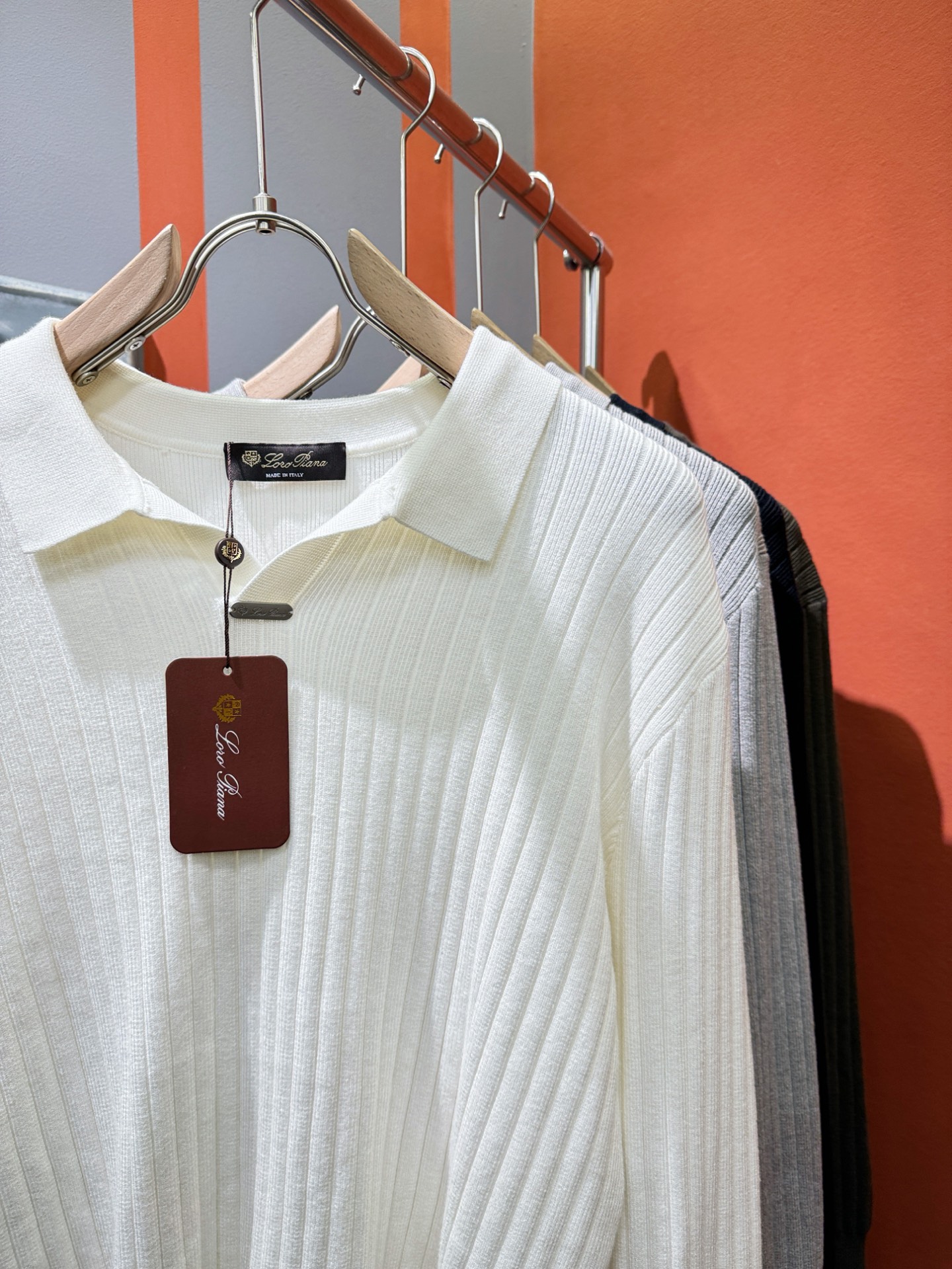 Loro Piana诺悠翩雅 新款毛衣，胸前logo设计！贸易公司渠道稀出，同步官网发售！秋冬系列经典设