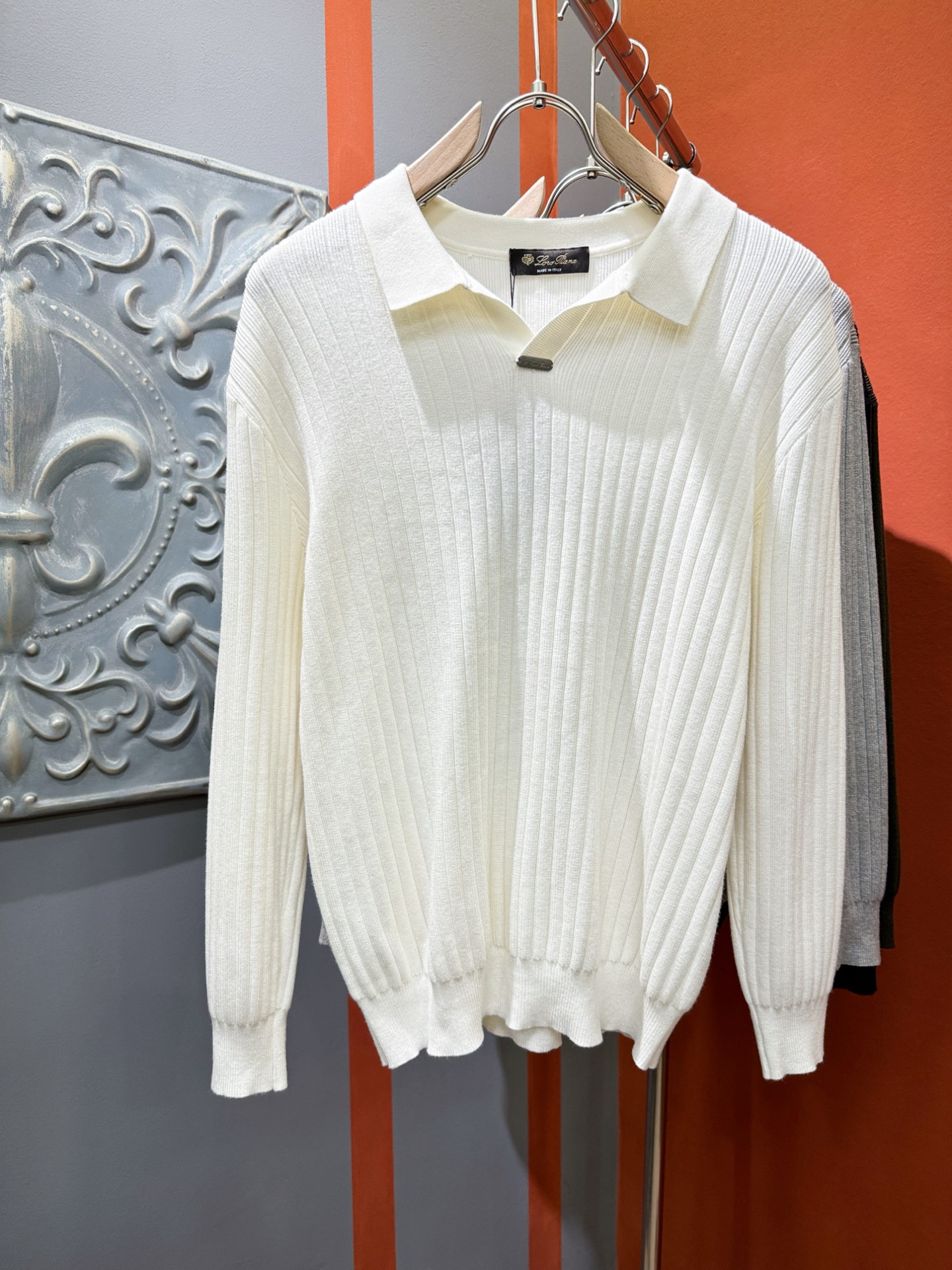 Loro Piana诺悠翩雅 新款毛衣，胸前logo设计！贸易公司渠道稀出，同步官网发售！秋冬系列经典设