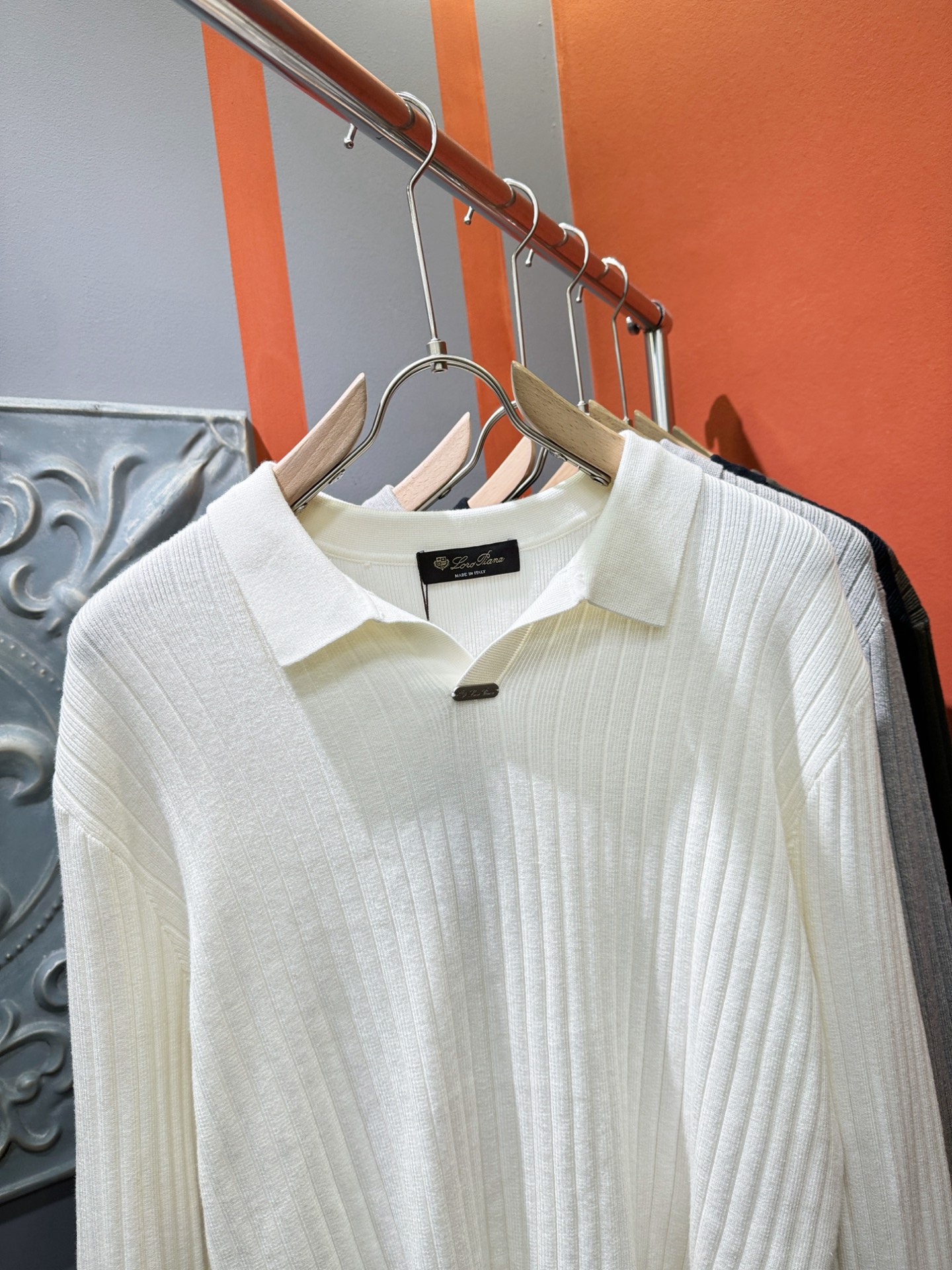 Loro Piana诺悠翩雅 新款毛衣，胸前logo设计！贸易公司渠道稀出，同步官网发售！秋冬系列经典设