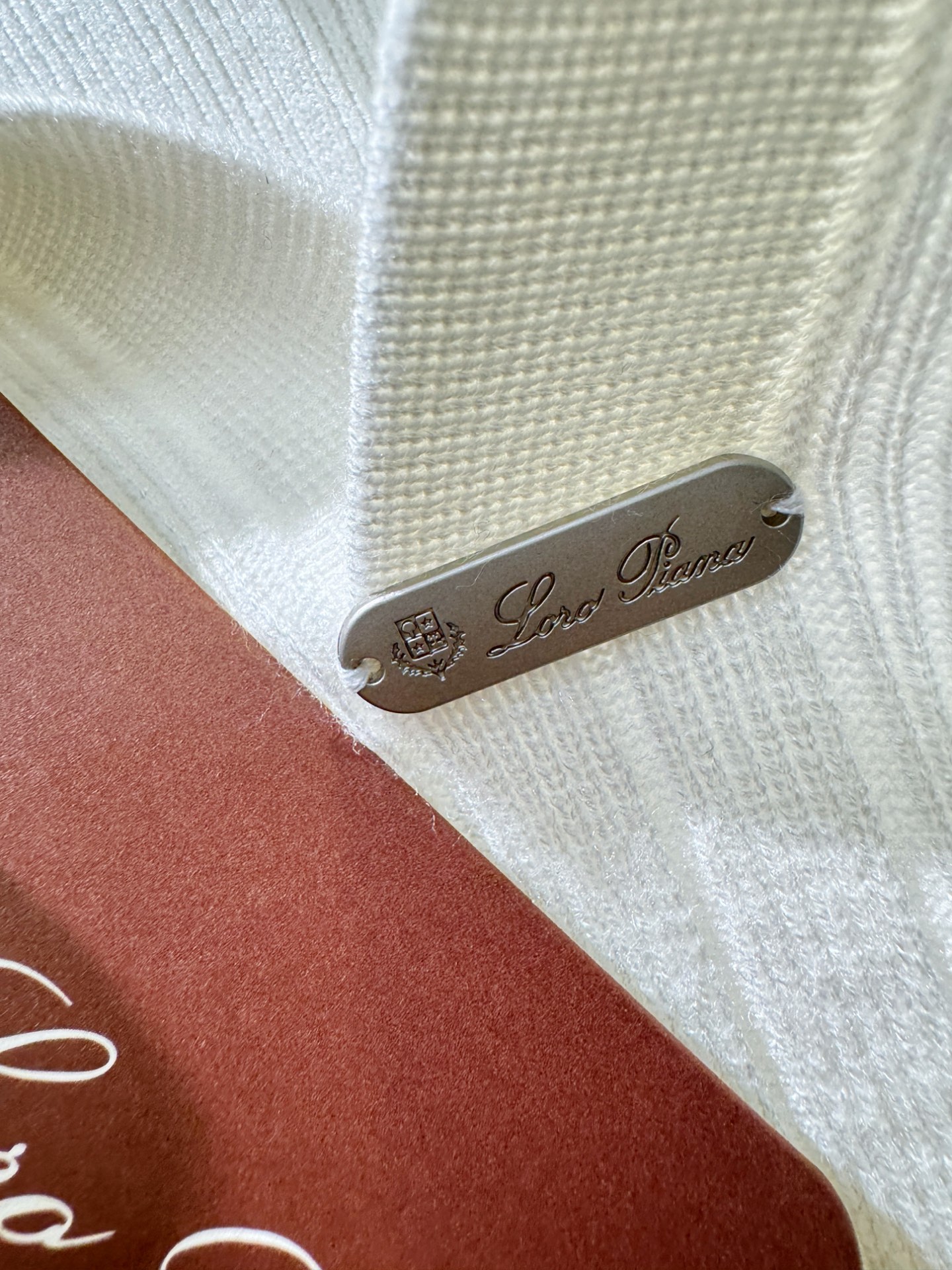 Loro Piana诺悠翩雅 新款毛衣，胸前logo设计！贸易公司渠道稀出，同步官网发售！秋冬系列经典设