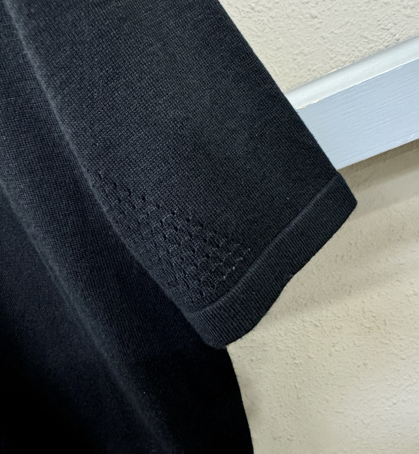 Loro Piana诺悠翩雅 顶级品质 2025秋冬新品短袖羊毛衫！桑蚕丝+绵羊毛面料，手感柔软。顶级进