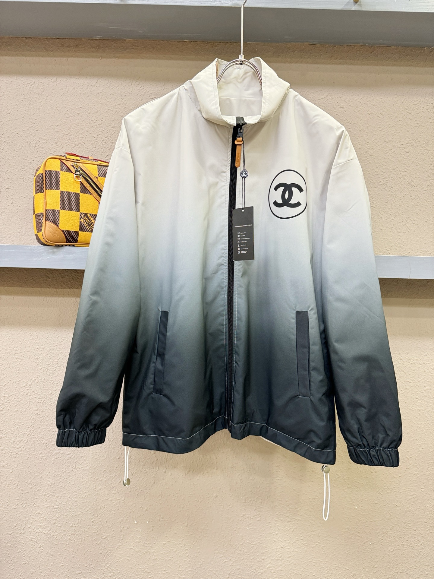 CHANEL香奈儿 双面可穿 2025秋冬新款夹克外套，原单狠货 意大利进口面料时尚夹克外套。欧洲专柜同