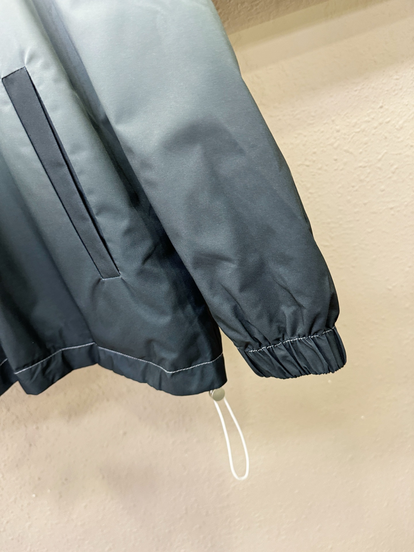 CHANEL香奈儿 双面可穿 2025秋冬新款夹克外套，原单狠货 意大利进口面料时尚夹克外套。欧洲专柜同