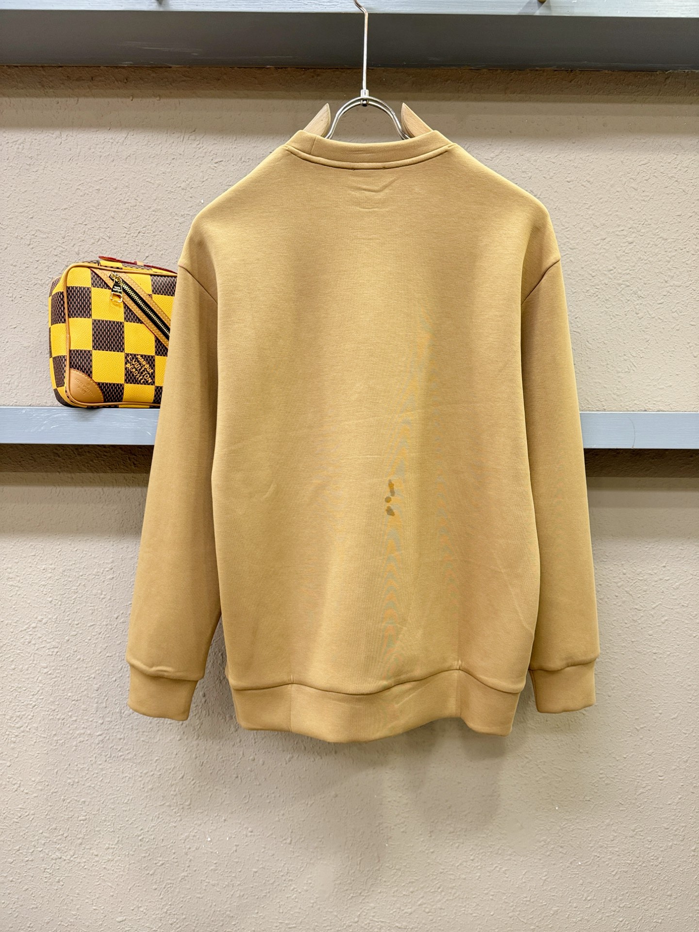 Dior迪奥 秋季新品 长袖卫衣，经典Logo设计，百搭款 官网同步发售 定制面料，柔软细腻，亲肤感极高