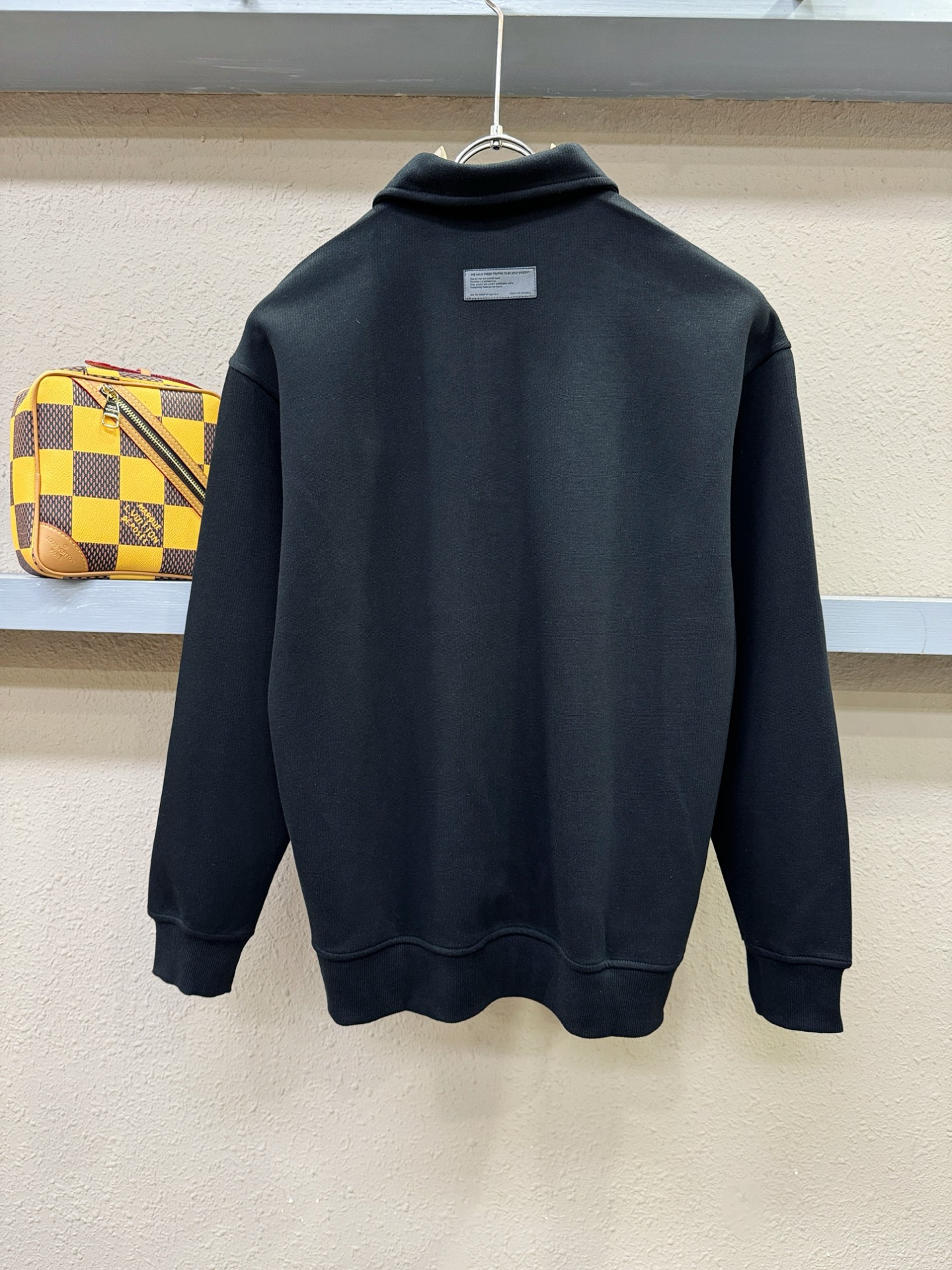 PRADA 普拉达 2025ss秋季新品 长袖卫衣，经典Logo设计，百搭款 官网同步发售 定制面料，柔