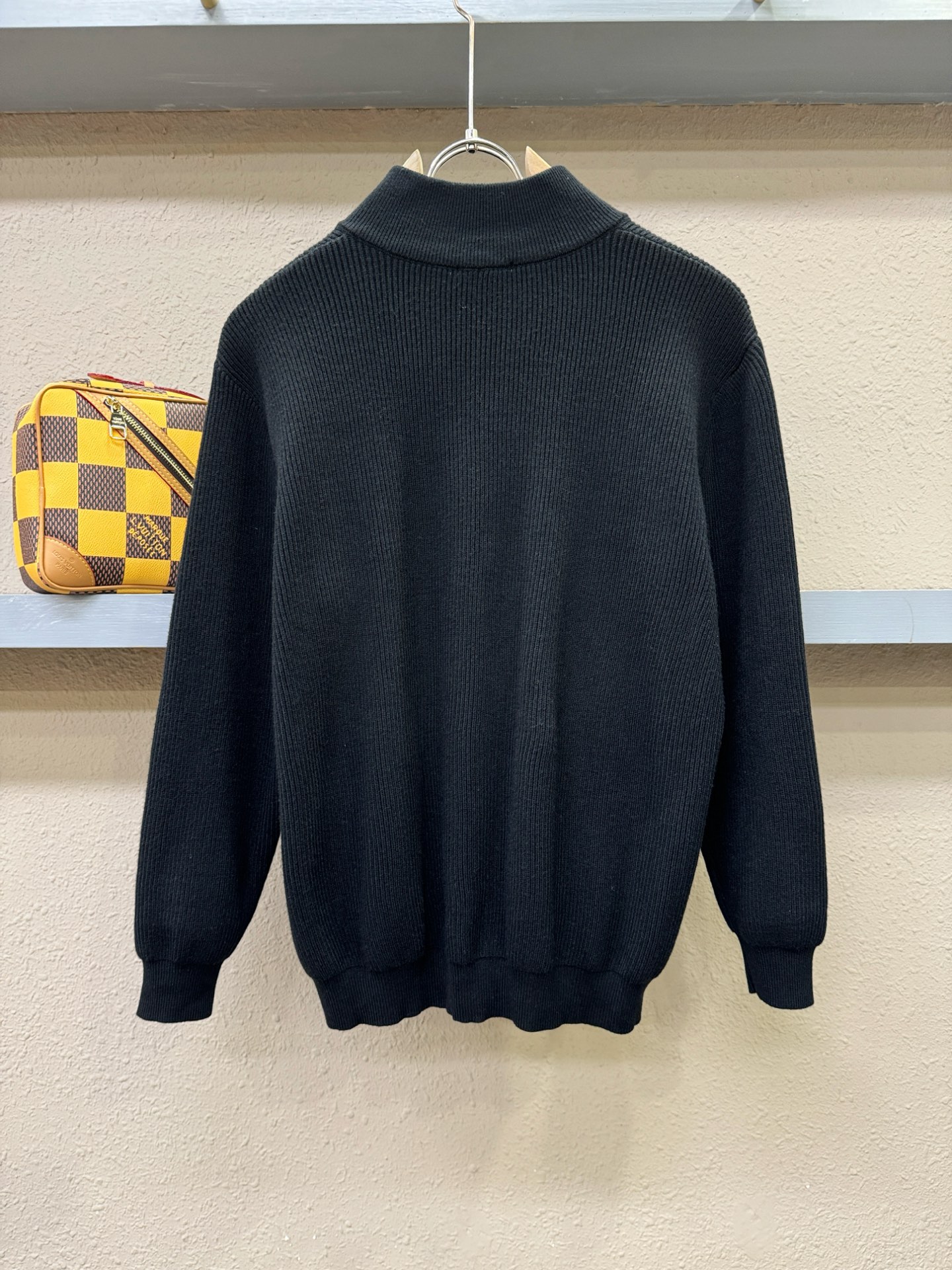 Moncler蒙口 新品爆款 2025秋冬新品拉链羊毛毛衣 胸前品牌Golo设计，经典简约大气品牌针织羊