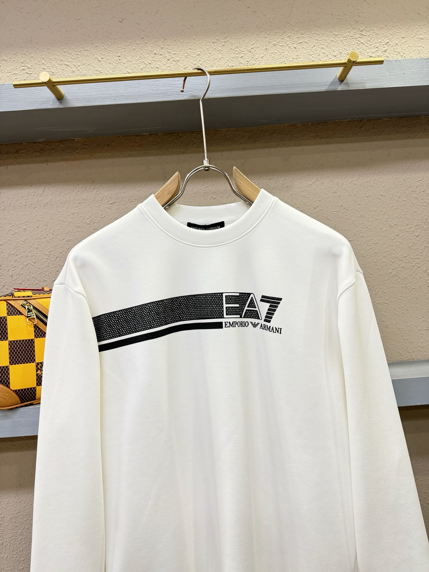 Armani 阿玛尼 秋季新品 长袖卫衣，经典Logo设计，百搭款 官网同步发售 定制面料，柔软细腻，亲