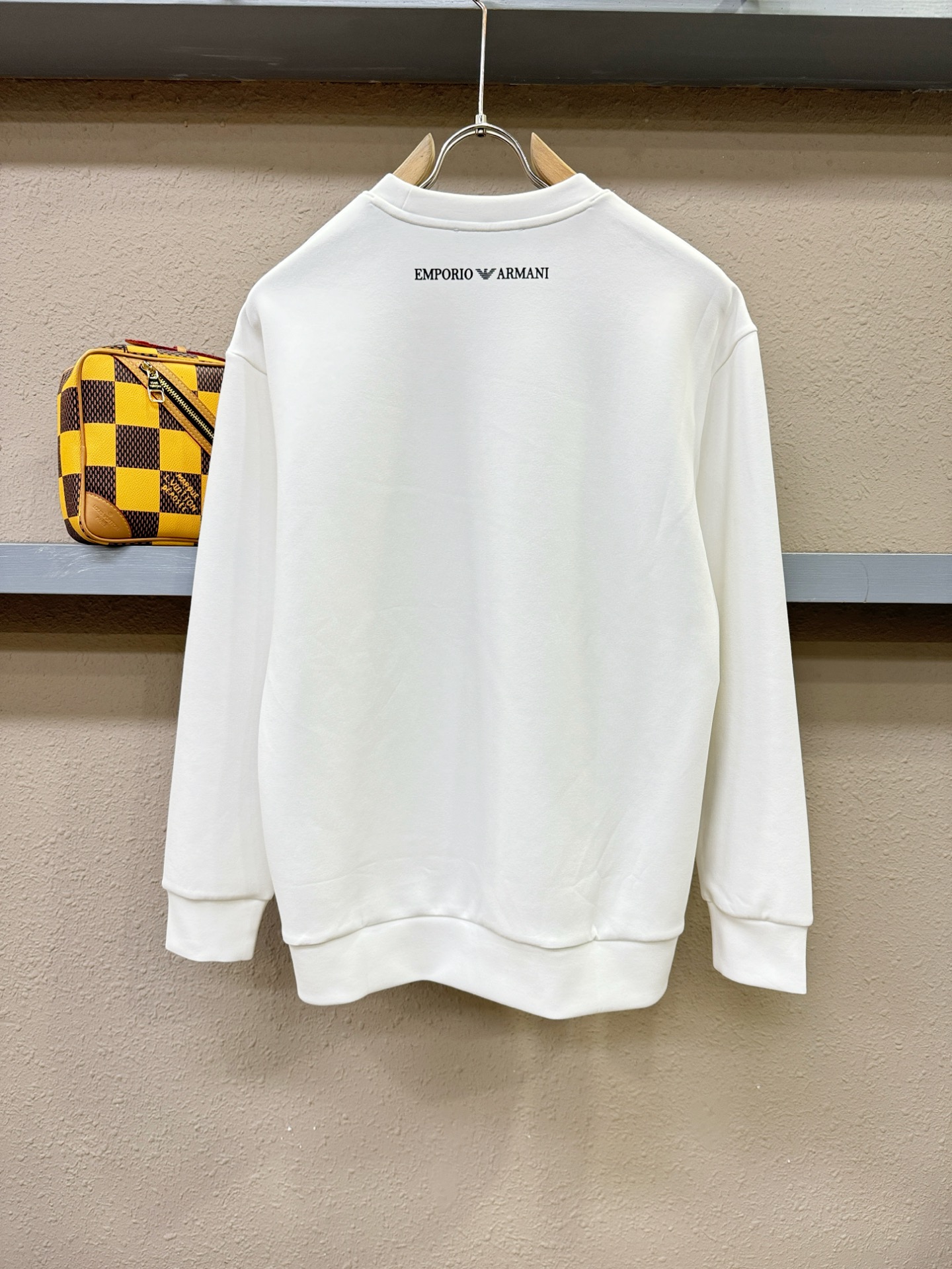 Armani 阿玛尼 秋季新品 长袖卫衣，经典Logo设计，百搭款 官网同步发售 定制面料，柔软细腻，亲