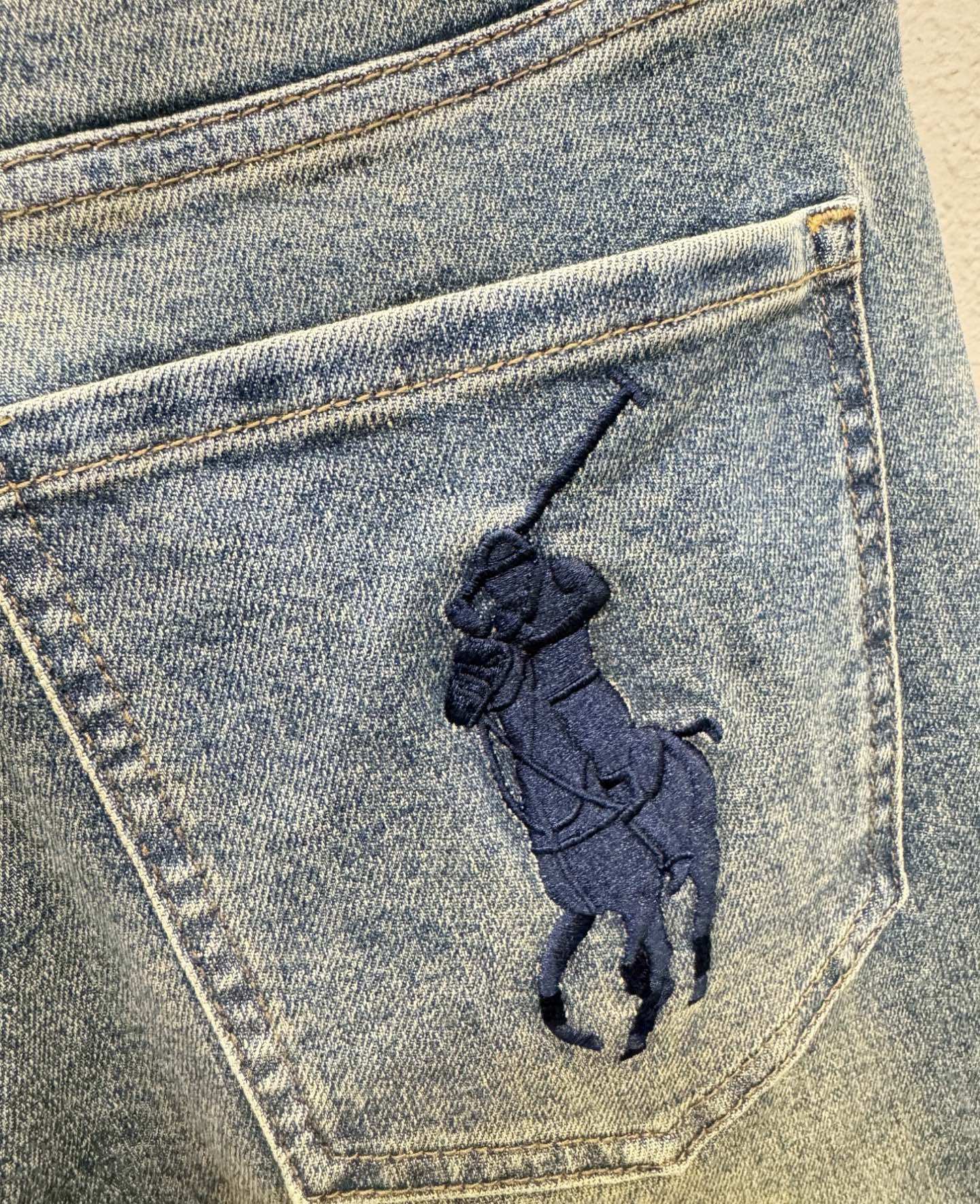 POLO 2025专柜新品，原版牛仔裤 原版重工打造，品牌经典LOGO设计，三标齐全！原版五金辅料。专柜