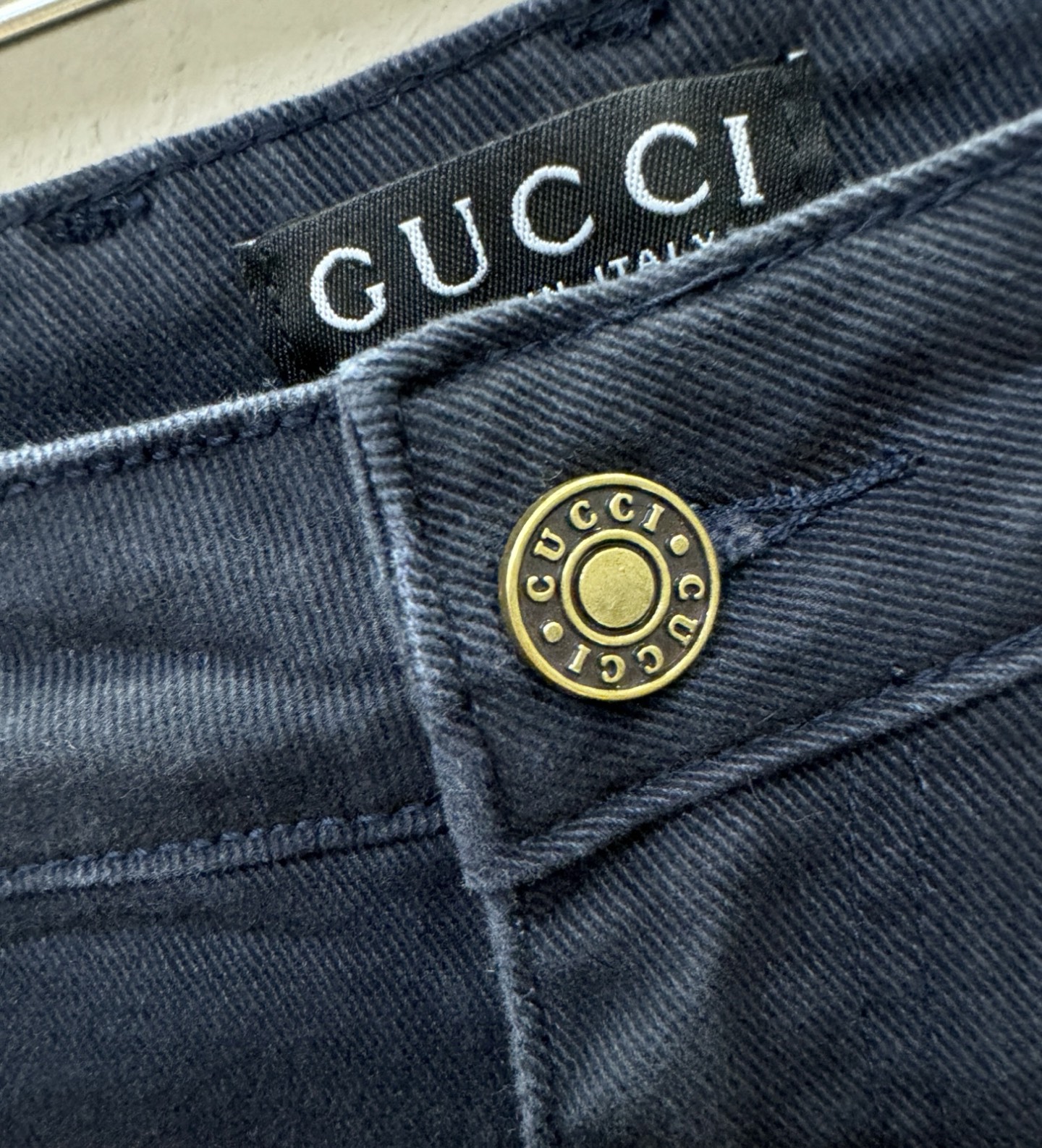 Gucci古奇 2025专柜新品，原版牛仔裤 原版重工打造，品牌经典LOGO设计，三标齐全！原版五金辅料