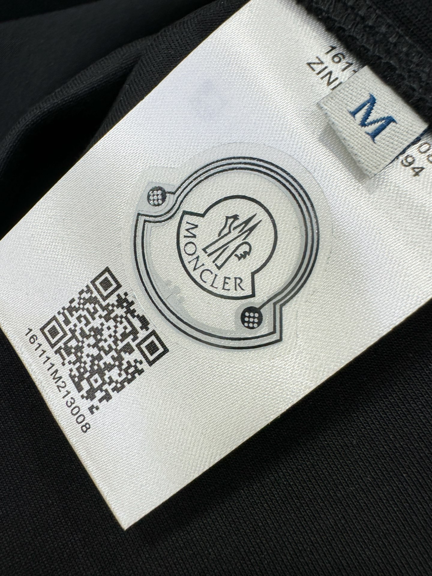 Moncler蒙口 秋季新品 长袖卫衣，经典Logo设计，百搭款 官网同步发售 定制面料，柔软细腻，亲肤