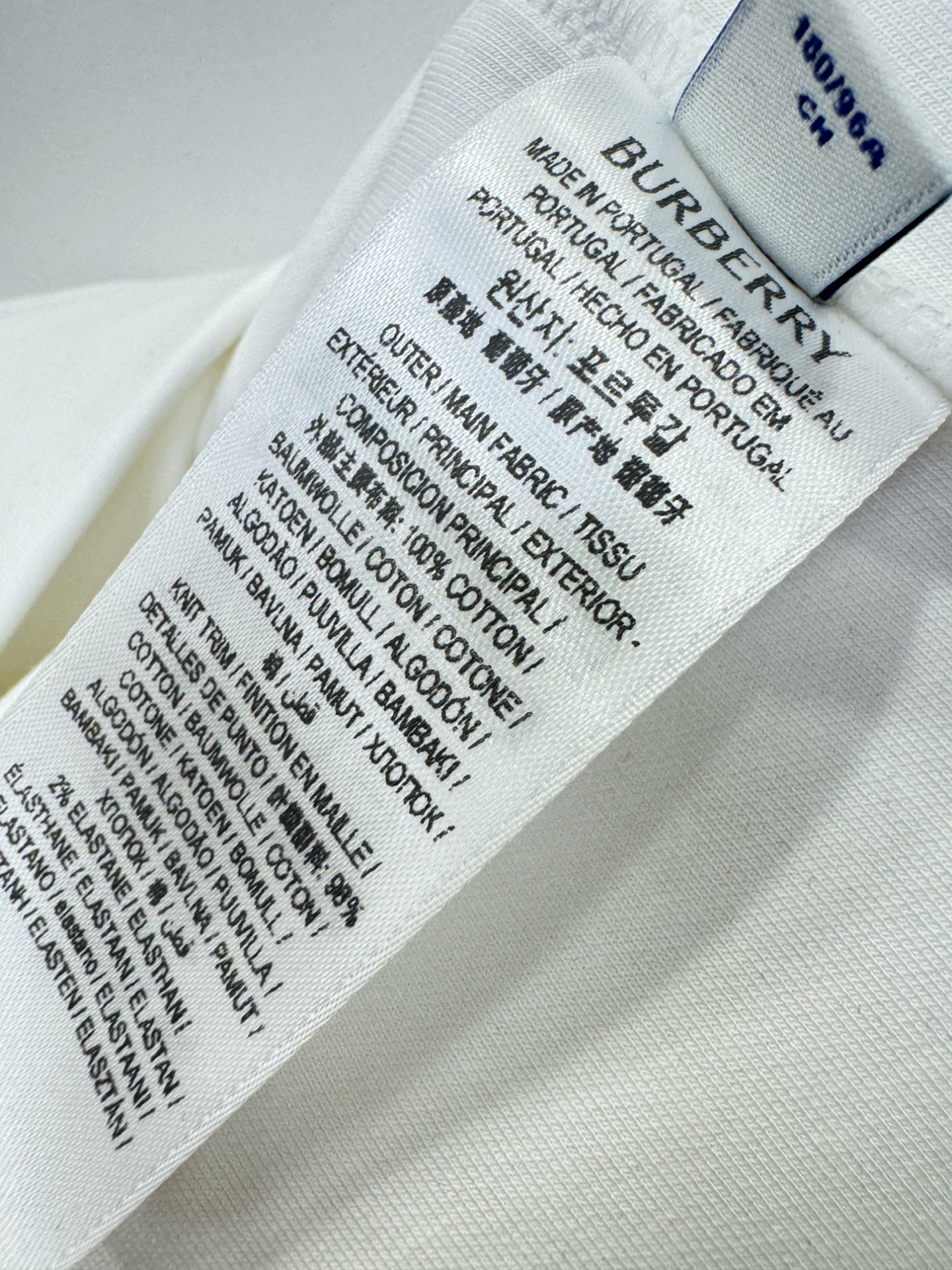 BURBERRY巴宝莉 秋季新品 长袖卫衣，经典Logo设计，百搭款 官网同步发售 定制面料，柔软细腻，