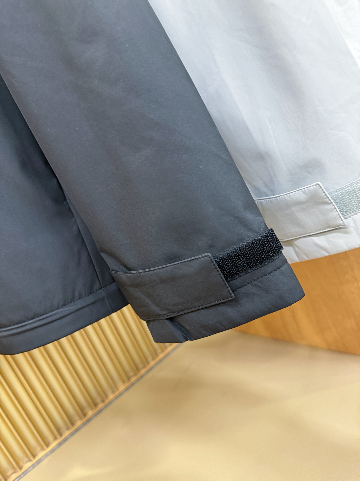 ARC‘TERYX/始祖鸟 2025秋冬新款夹克外套，原单狠货 意大利进口面料时尚夹克外套。欧洲专柜同步