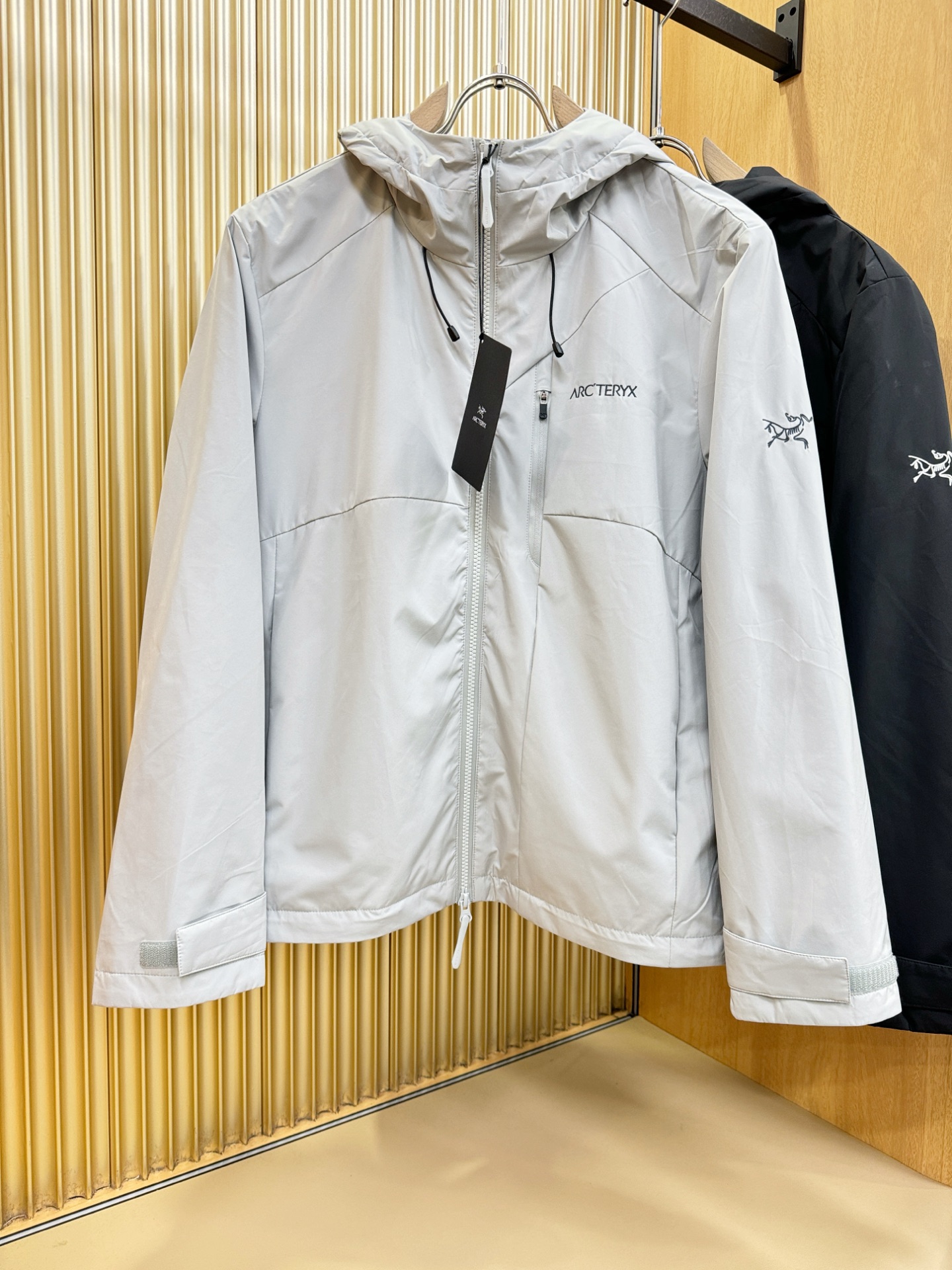 ARC‘TERYX/始祖鸟 2025秋冬新款夹克外套，原单狠货 意大利进口面料时尚夹克外套。欧洲专柜同步