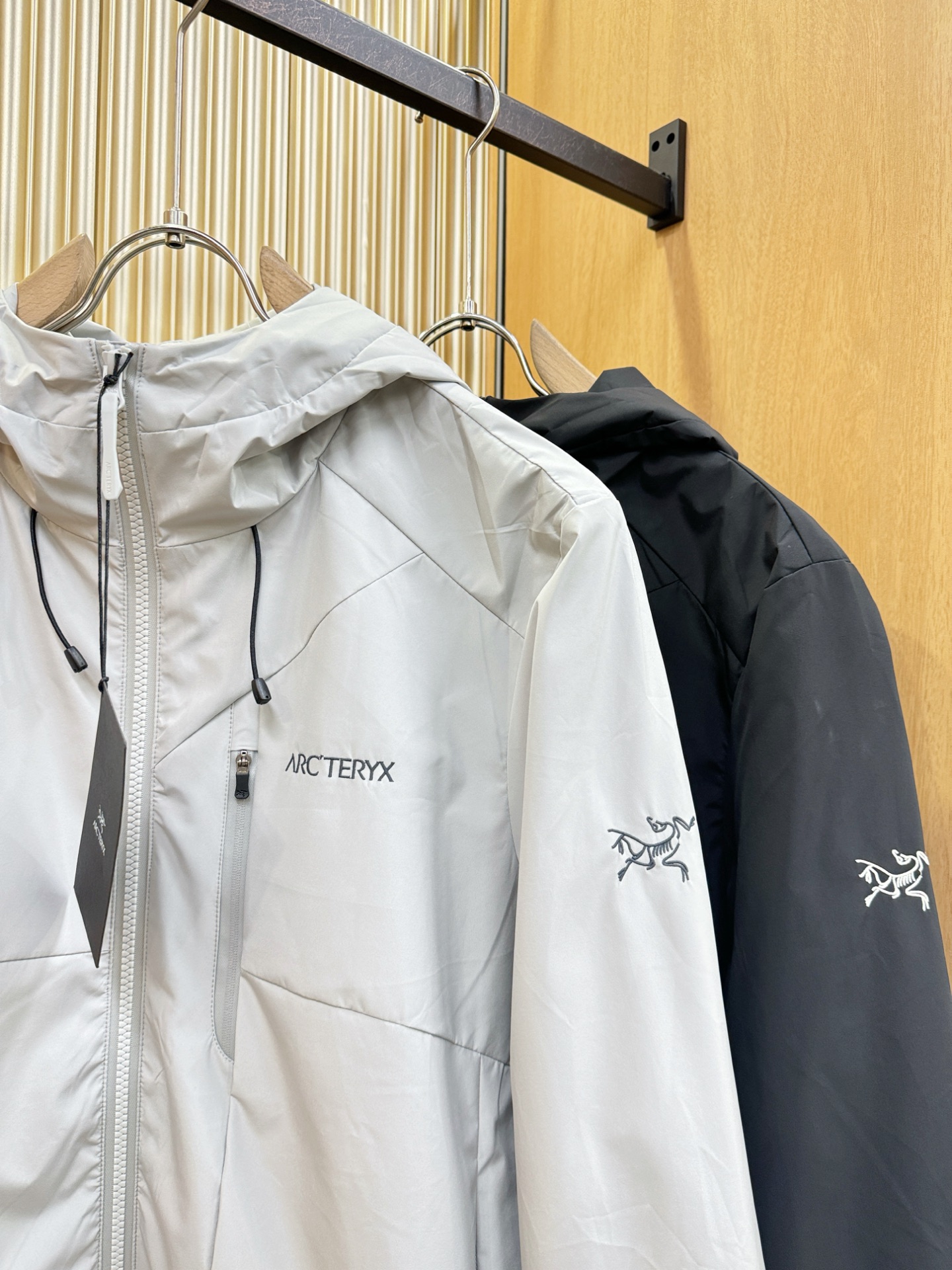 ARC‘TERYX/始祖鸟 2025秋冬新款夹克外套，原单狠货 意大利进口面料时尚夹克外套。欧洲专柜同步