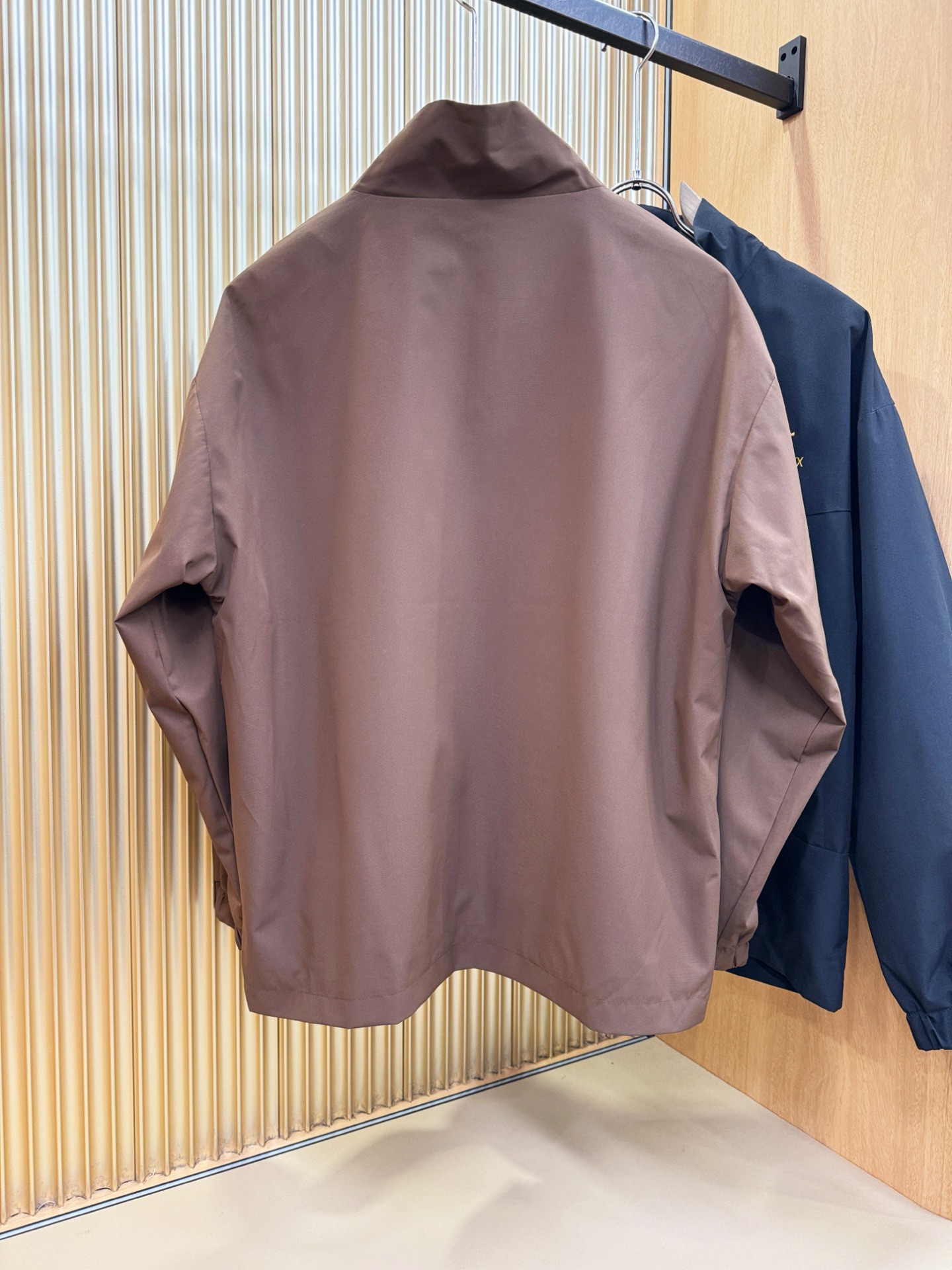 ARC‘TERYX/始祖鸟 2025秋冬新款夹克外套，原单狠货 意大利进口面料时尚夹克外套。欧洲专柜同步