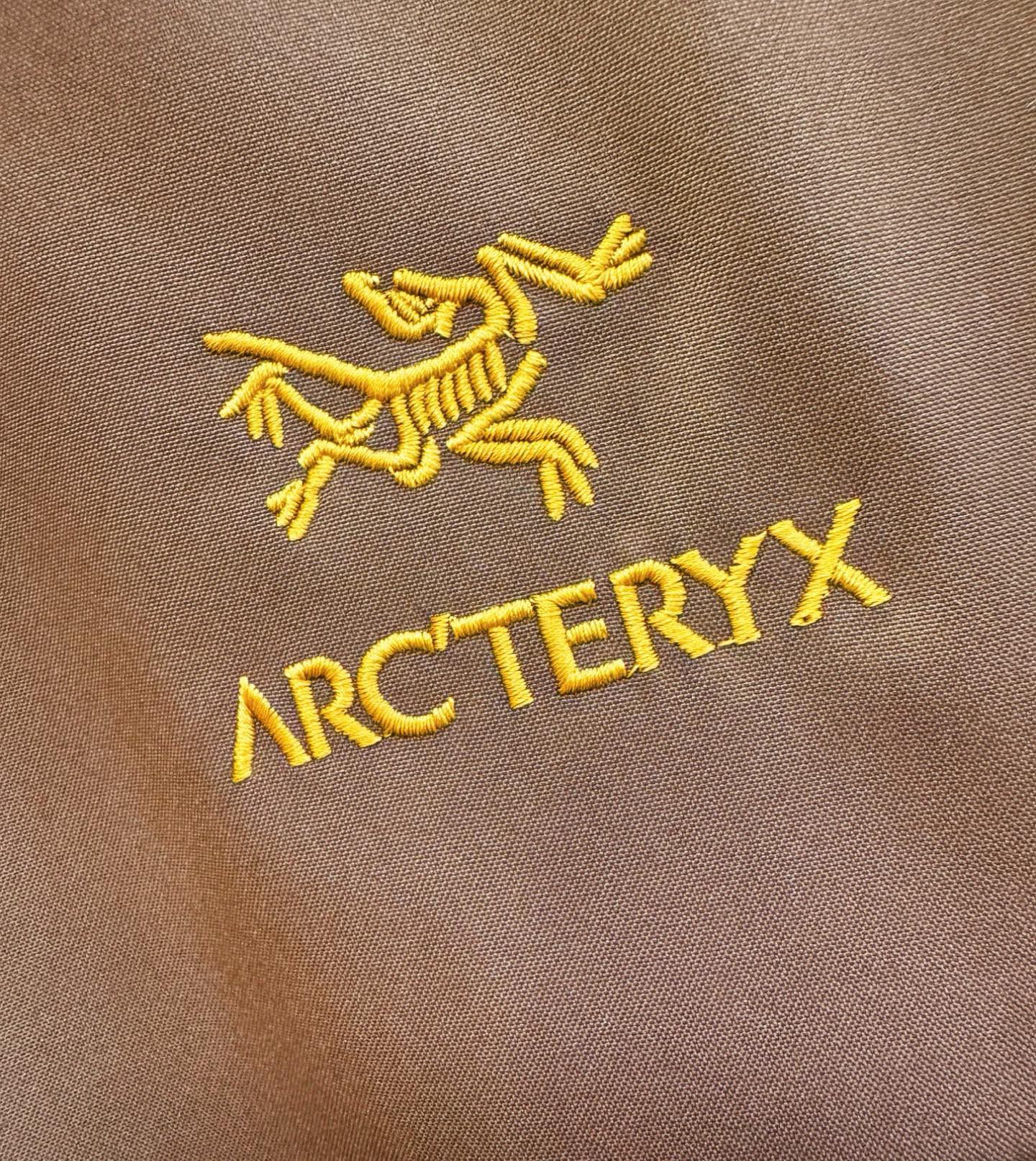 ARC‘TERYX/始祖鸟 2025秋冬新款夹克外套，原单狠货 意大利进口面料时尚夹克外套。欧洲专柜同步