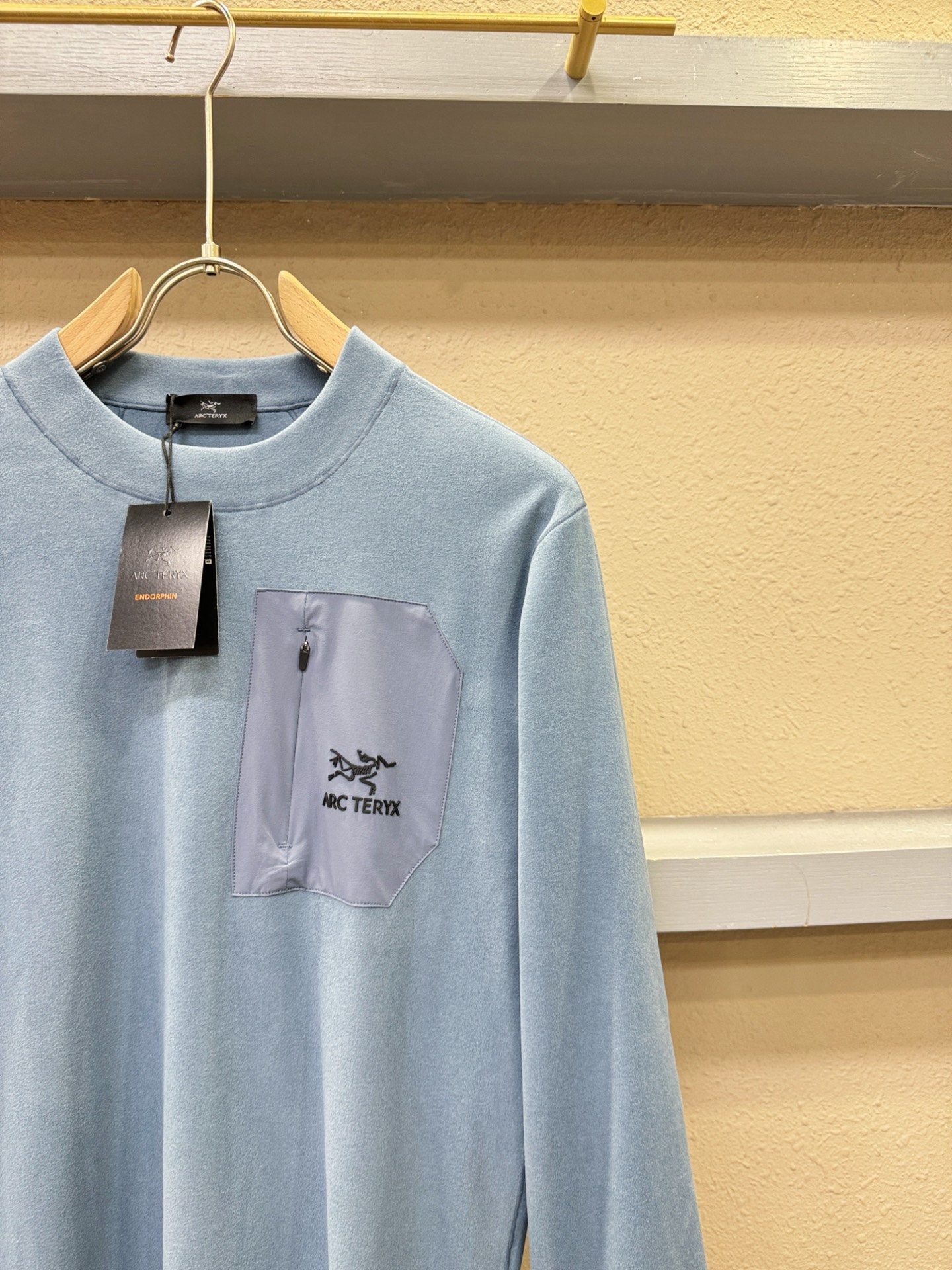ARC‘TERYX/始祖鸟 2025ss秋冬新品 长袖T恤，经典Logo设计，百搭款 官网同步发售 定制
