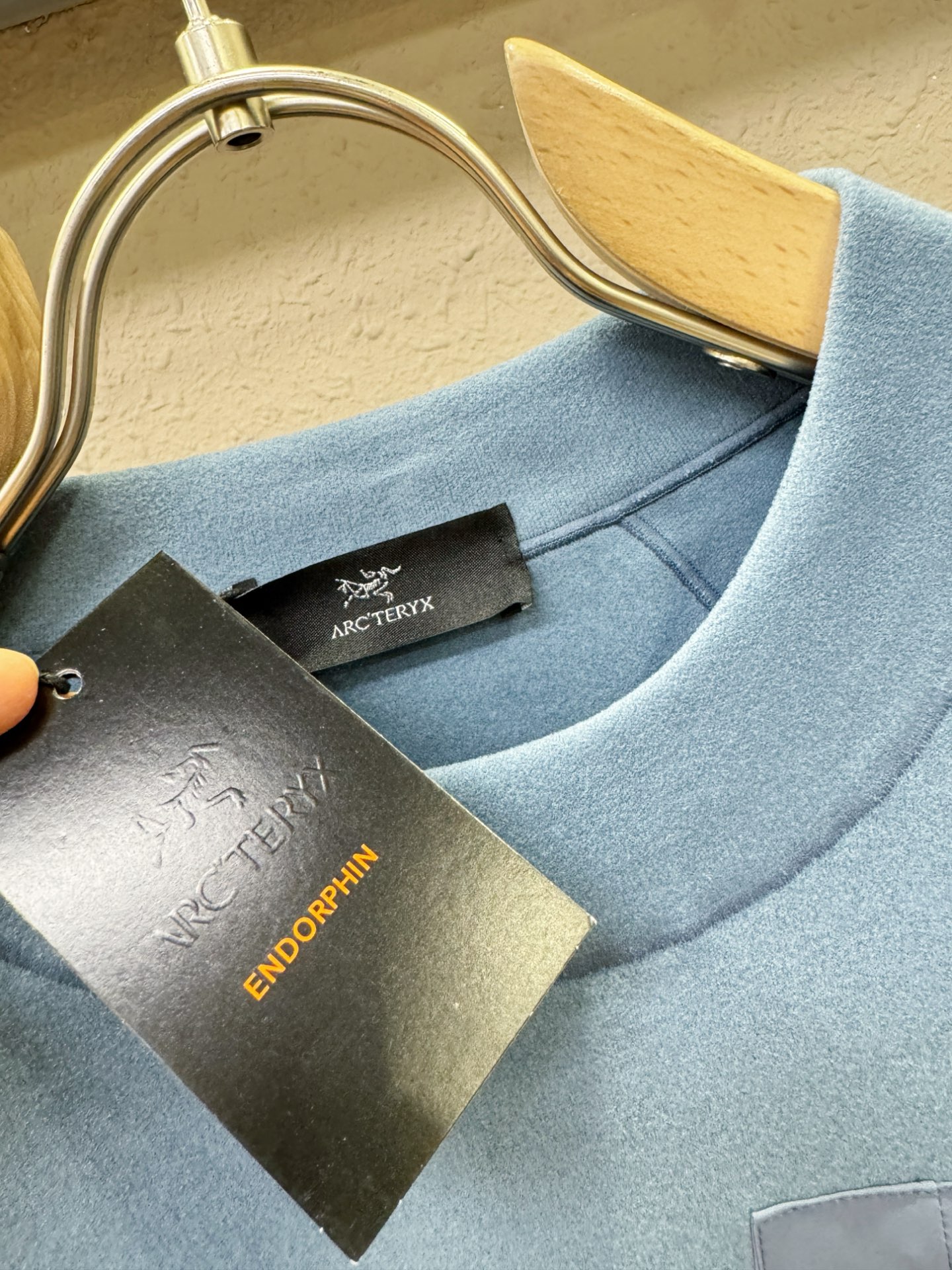 ARC‘TERYX/始祖鸟 2025ss秋冬新品 长袖T恤，经典Logo设计，百搭款 官网同步发售 定制