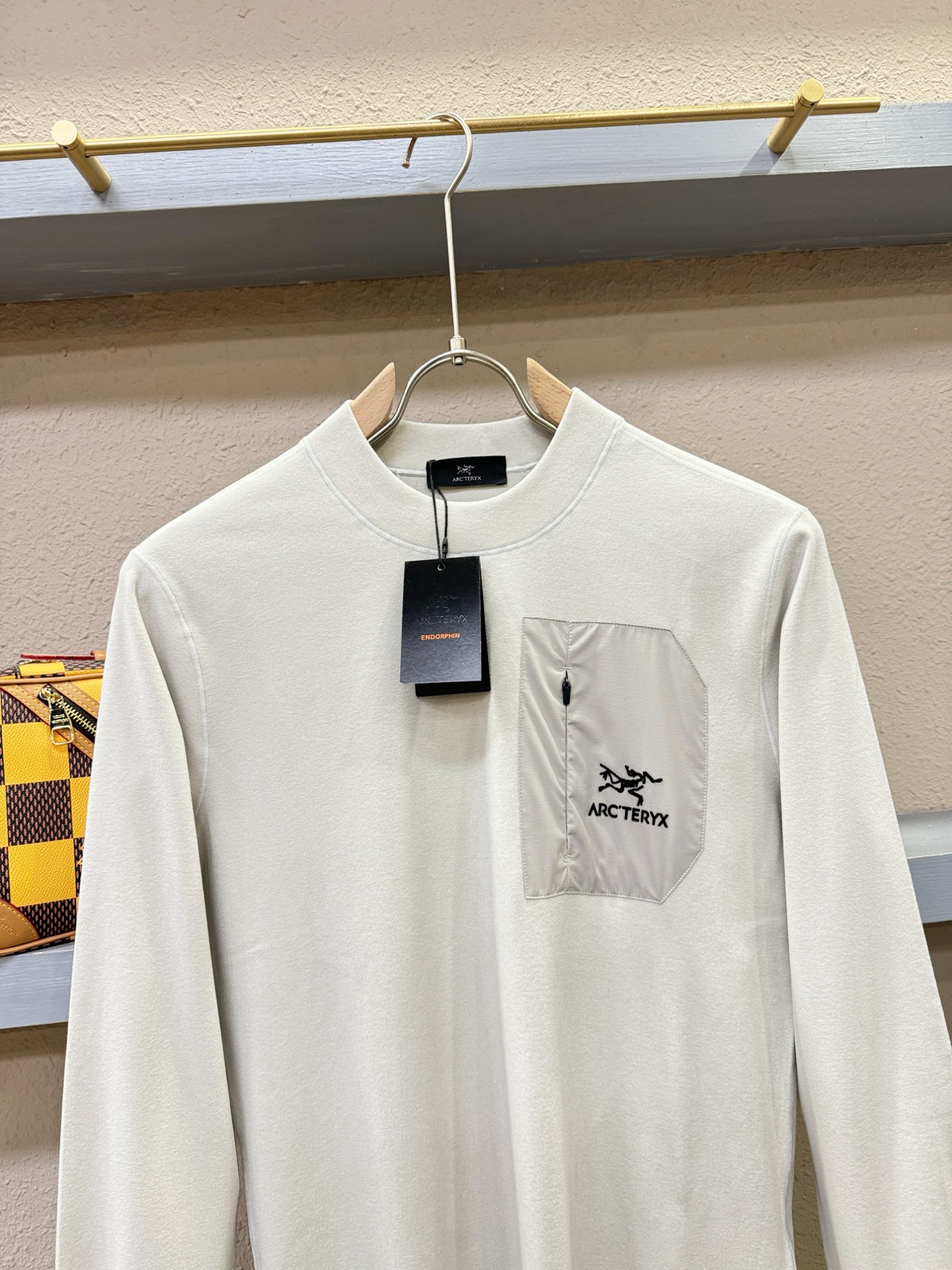 ARC‘TERYX/始祖鸟 2025ss秋冬新品 长袖T恤，经典Logo设计，百搭款 官网同步发售 定制