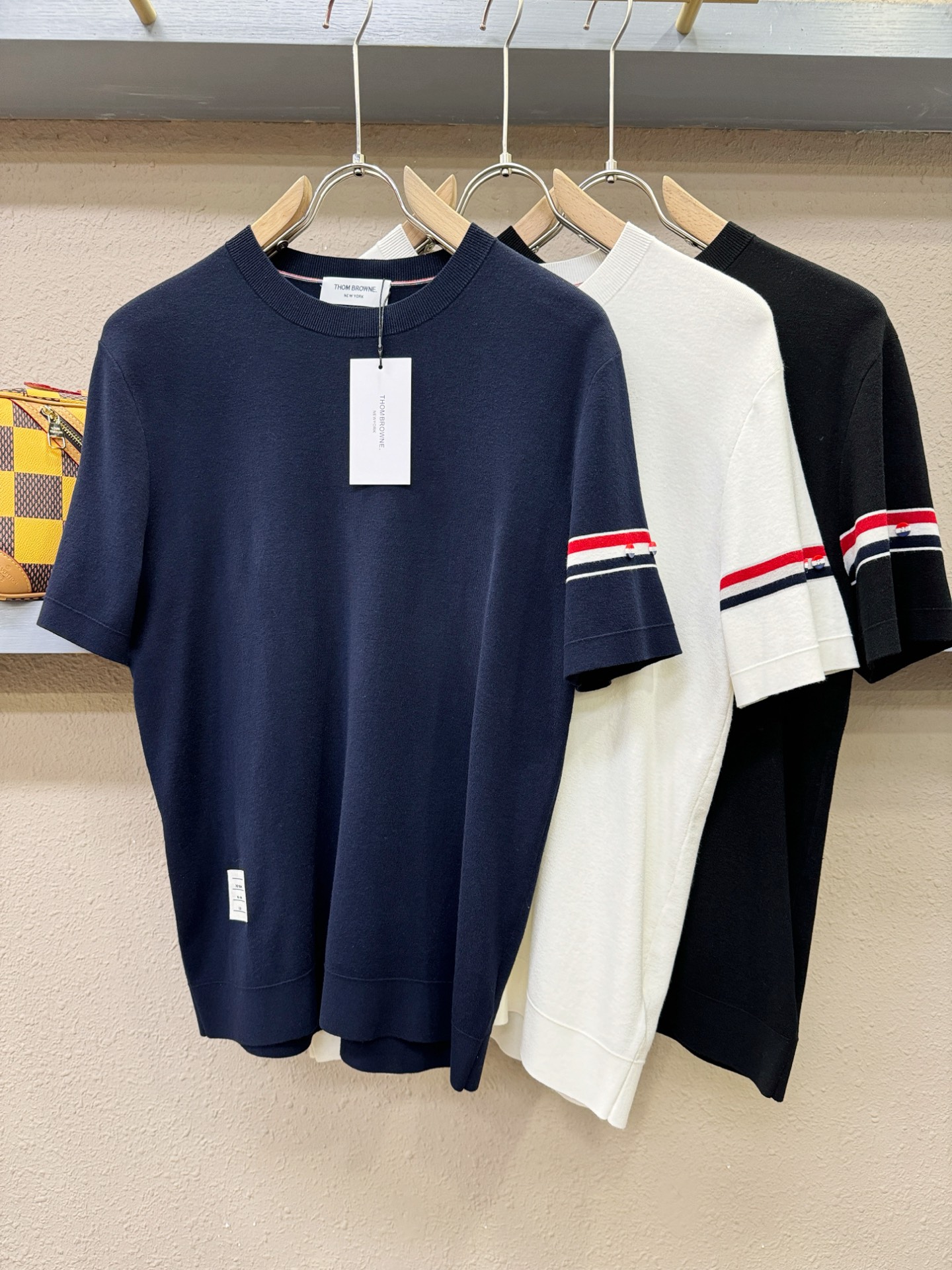 TB顶级品质 2025秋冬新品短袖羊毛衫！打底短袖羊毛衫，桑蚕丝+绵羊毛面料，手感柔软。顶级进口私货，时