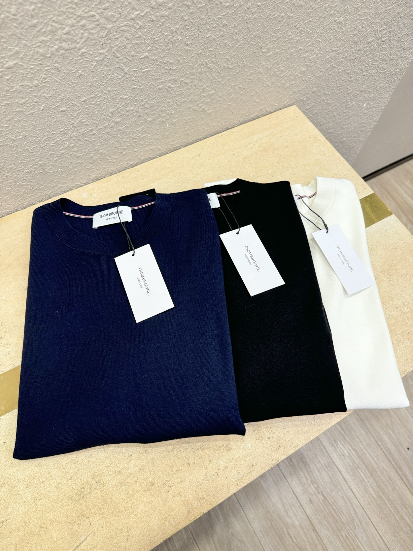 TB顶级品质 2025秋冬新品短袖羊毛衫！打底短袖羊毛衫，桑蚕丝+绵羊毛面料，手感柔软。顶级进口私货，时