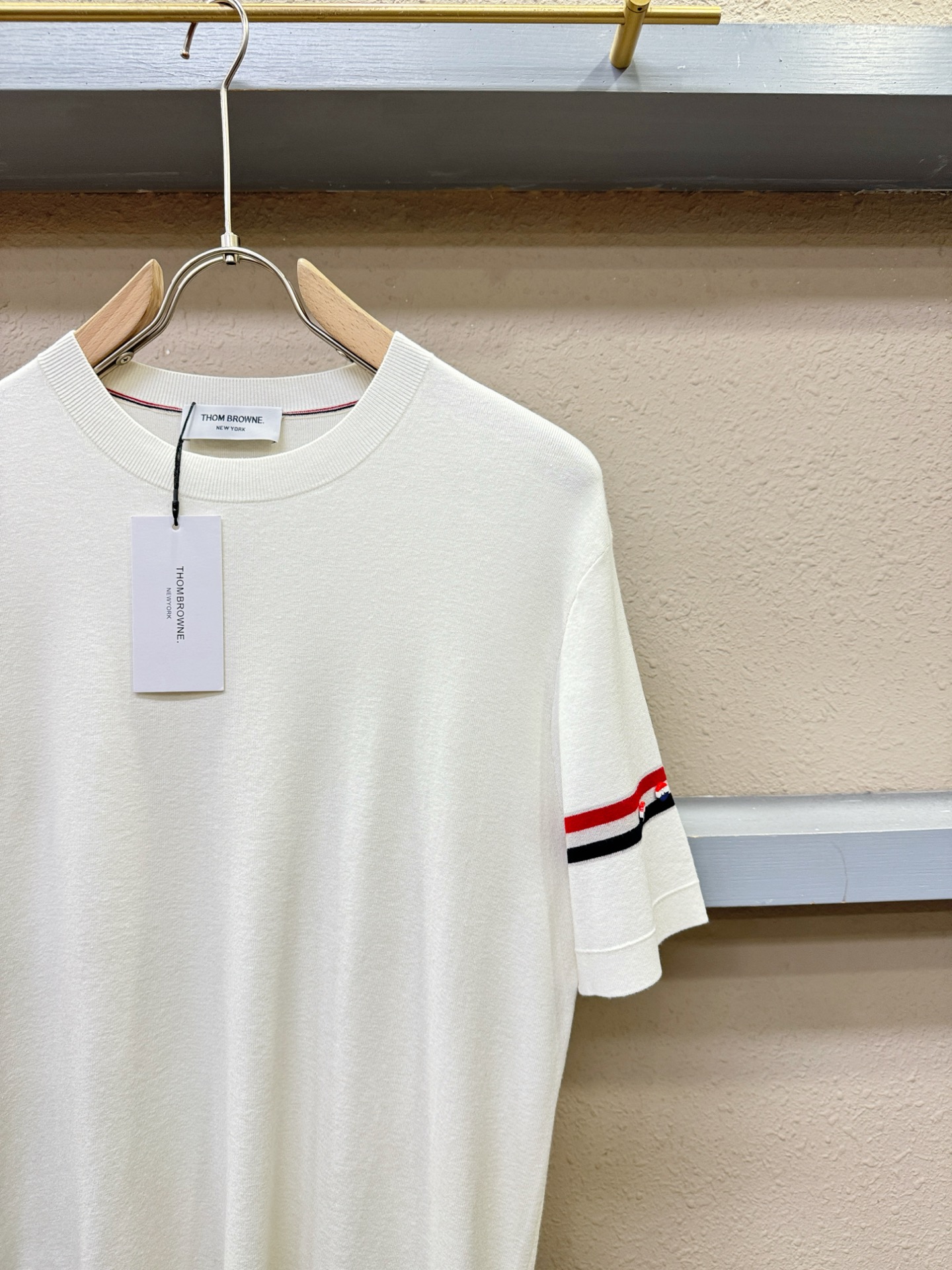 TB顶级品质 2025秋冬新品短袖羊毛衫！打底短袖羊毛衫，桑蚕丝+绵羊毛面料，手感柔软。顶级进口私货，时