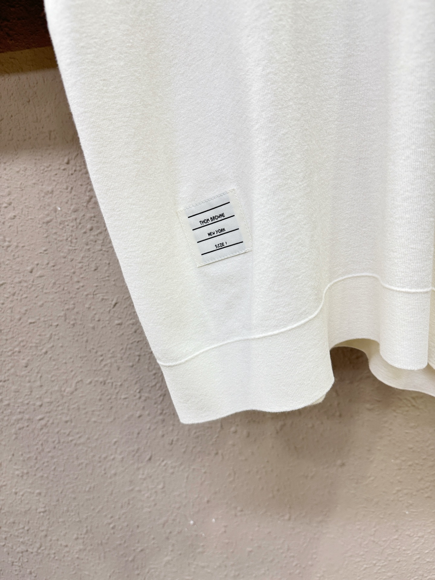 TB顶级品质 2025秋冬新品短袖羊毛衫！打底短袖羊毛衫，桑蚕丝+绵羊毛面料，手感柔软。顶级进口私货，时