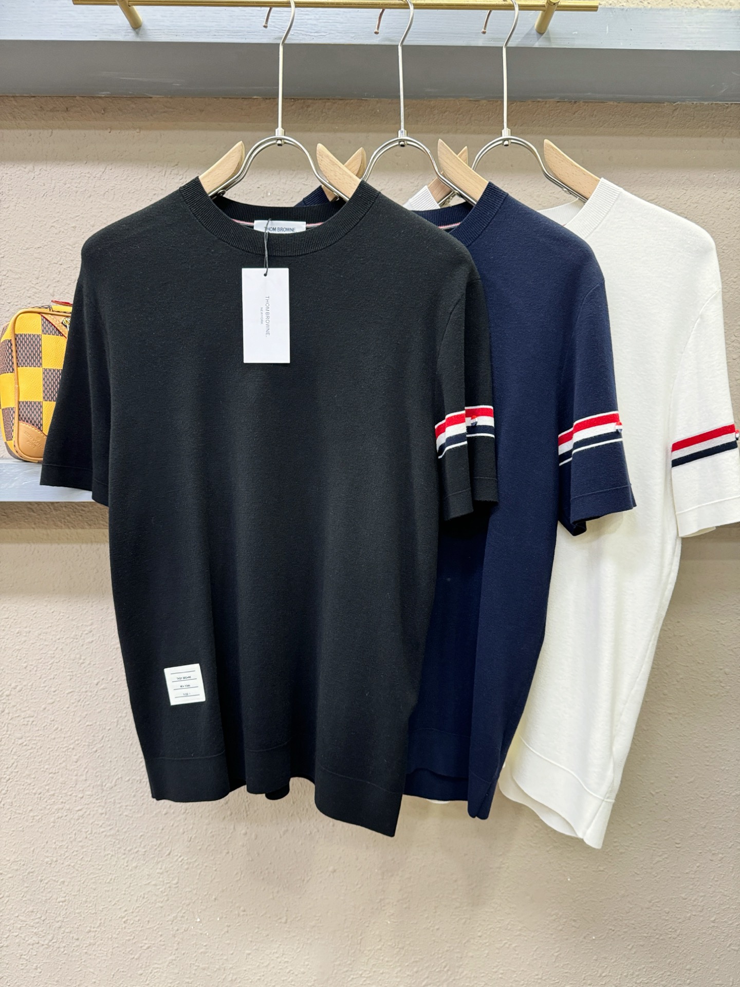 TB顶级品质 2025秋冬新品短袖羊毛衫！打底短袖羊毛衫，桑蚕丝+绵羊毛面料，手感柔软。顶级进口私货，时