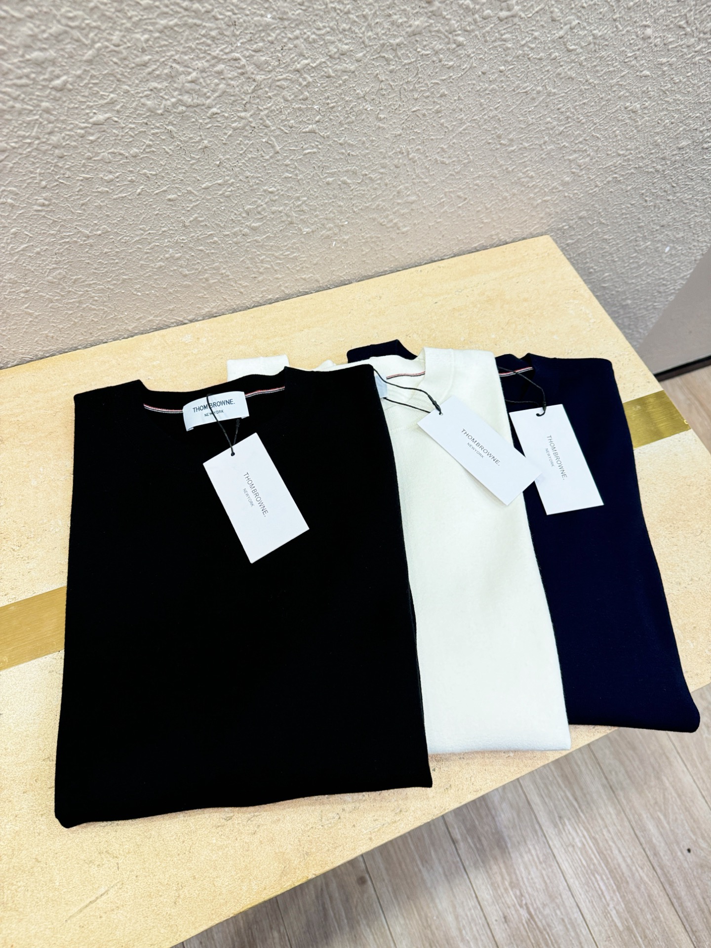 TB顶级品质 2025秋冬新品短袖羊毛衫！打底短袖羊毛衫，桑蚕丝+绵羊毛面料，手感柔软。顶级进口私货，时