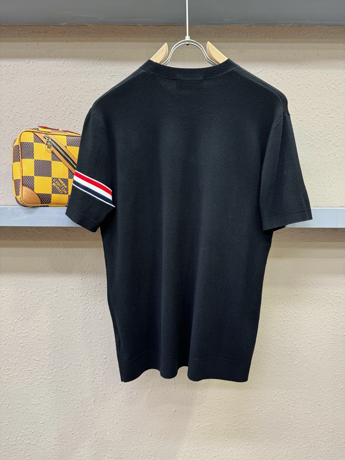 TB顶级品质 2025秋冬新品短袖羊毛衫！打底短袖羊毛衫，桑蚕丝+绵羊毛面料，手感柔软。顶级进口私货，时