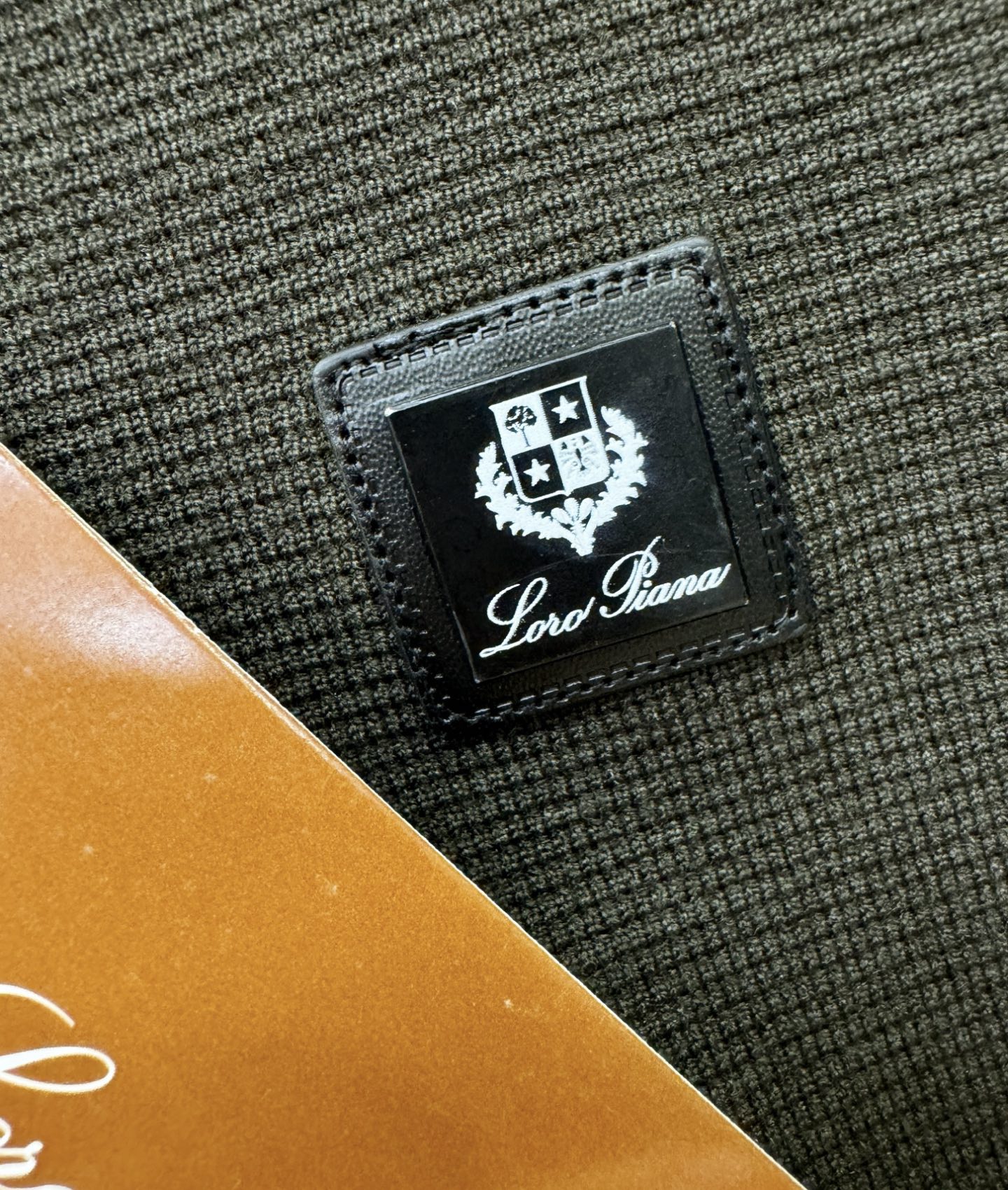 Loro Piana诺悠翩雅 2025新款毛衣，胸前logo设计！贸易公司渠道稀出，同步官网发售！秋冬系