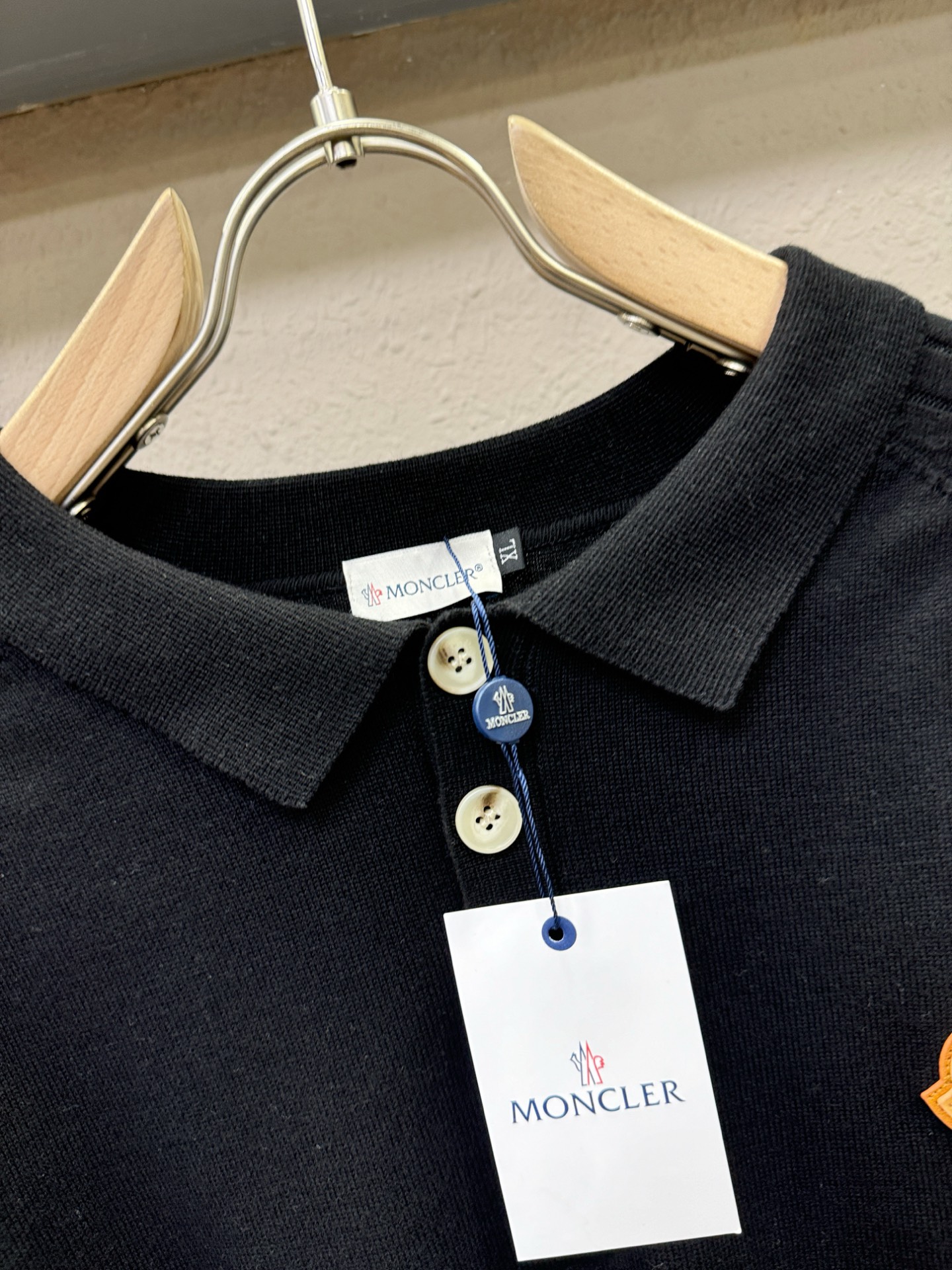 Moncler蒙口 2025新款毛衣，胸前logo设计！贸易公司渠道稀出，同步官网发售！秋冬系列经典设计