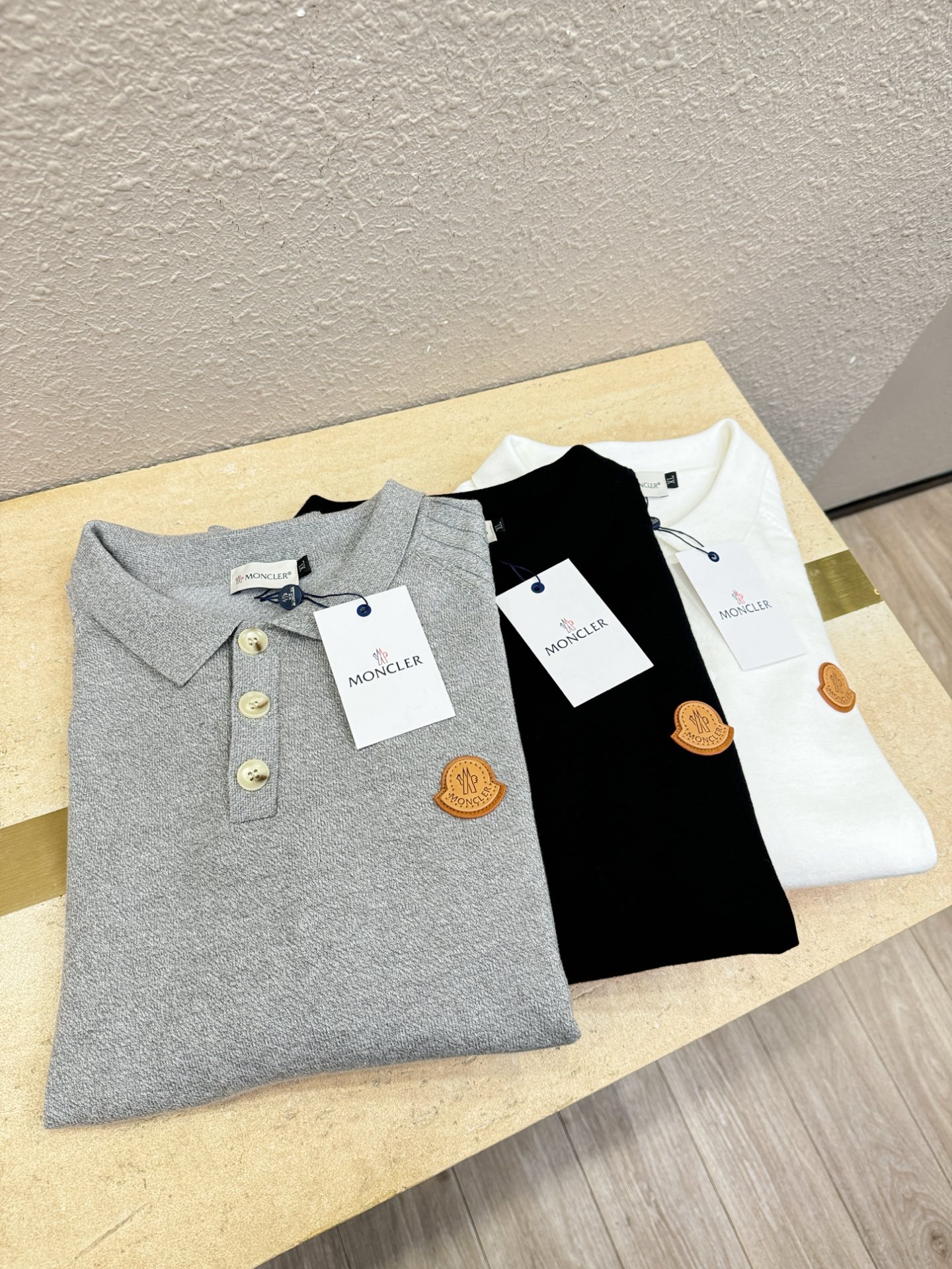 Moncler蒙口 2025新款毛衣，胸前logo设计！贸易公司渠道稀出，同步官网发售！秋冬系列经典设计