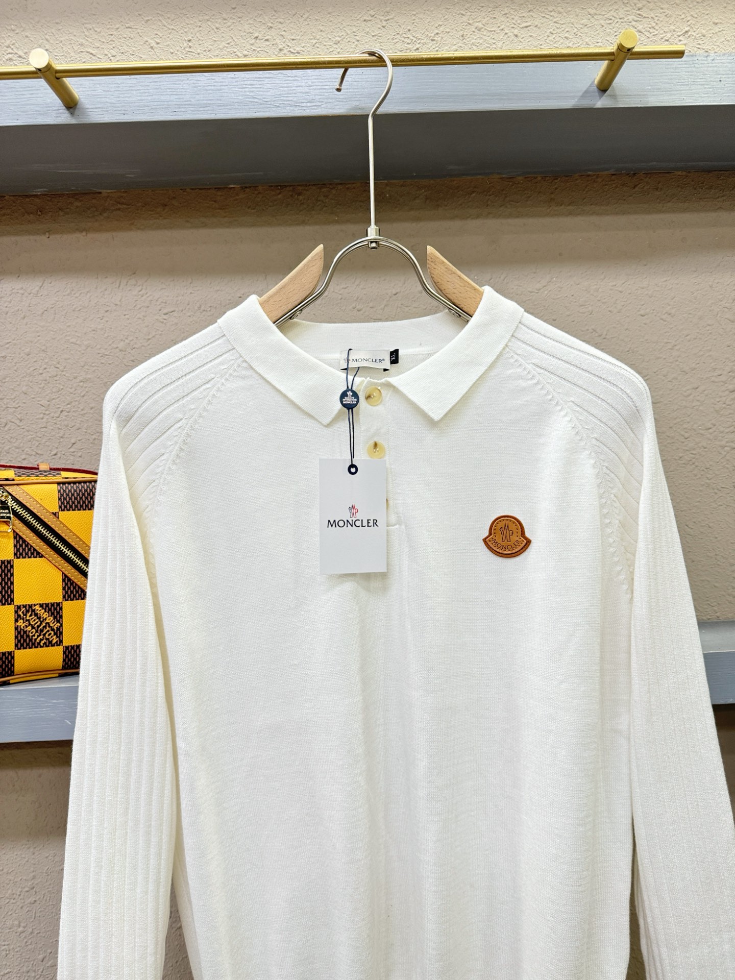 Moncler蒙口 2025新款毛衣，胸前logo设计！贸易公司渠道稀出，同步官网发售！秋冬系列经典设计