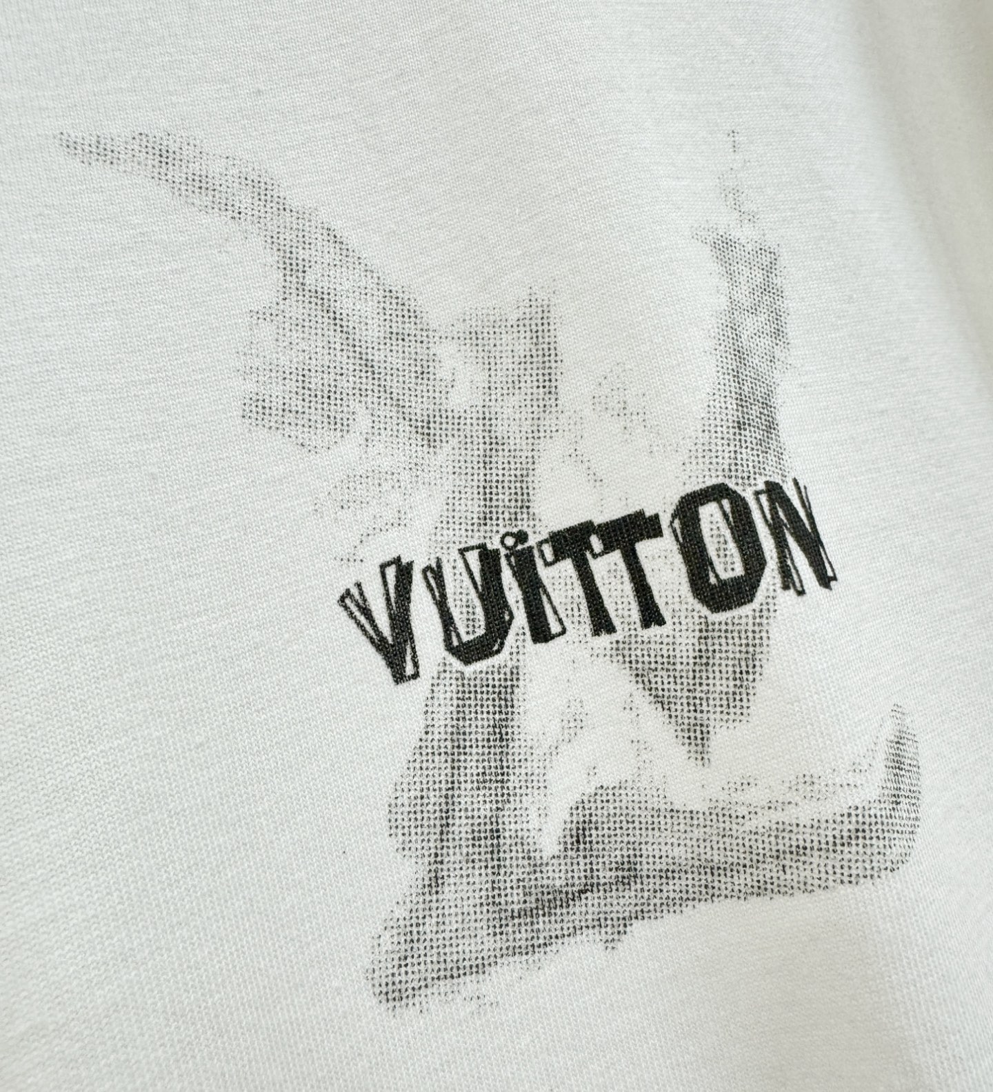 LV路易威登 2025ss秋冬新品 长袖T恤，经典Logo设计，百搭款 官网同步发售 定制面料，柔软细腻