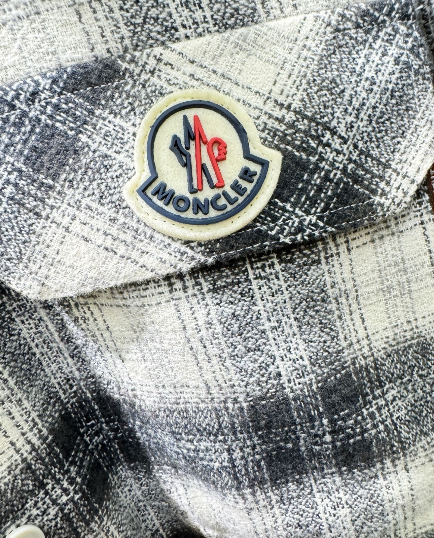 (最大可穿200斤)Moncler蒙口 2025新款衬衫，贸易公司渠道稀出，领先官网发售！经典休闲衬衫搭