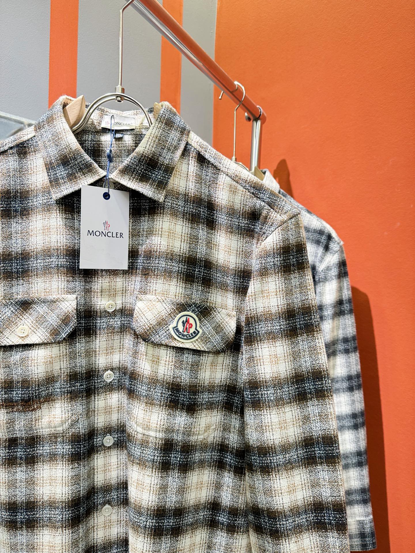 (最大可穿200斤)Moncler蒙口 2025新款衬衫，贸易公司渠道稀出，领先官网发售！经典休闲衬衫搭