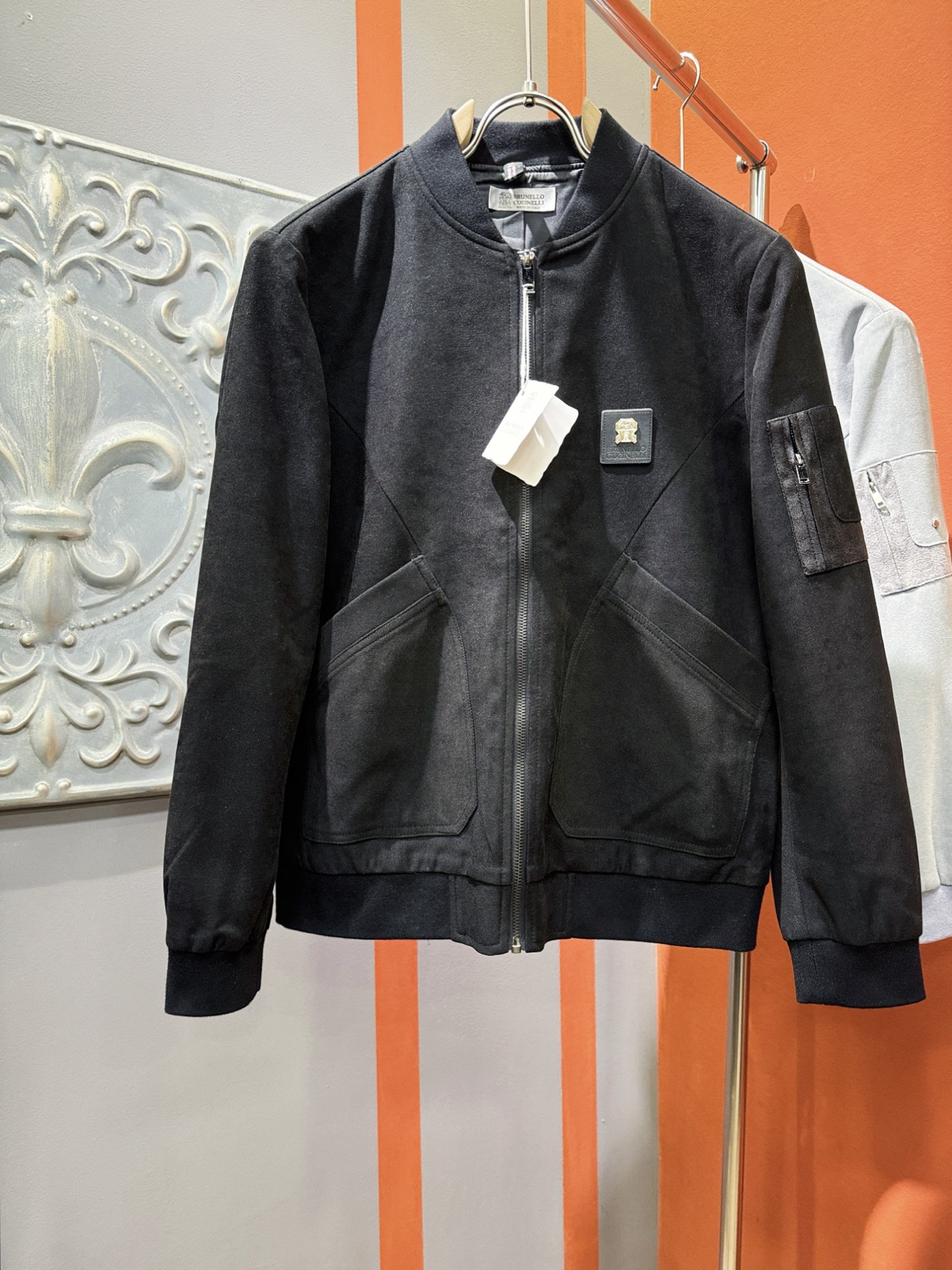 BC布鲁提 2025秋季新款夹克外套，原单狠货 意大利进口面料时尚夹克外套。欧洲专柜同步，上身更随意大方