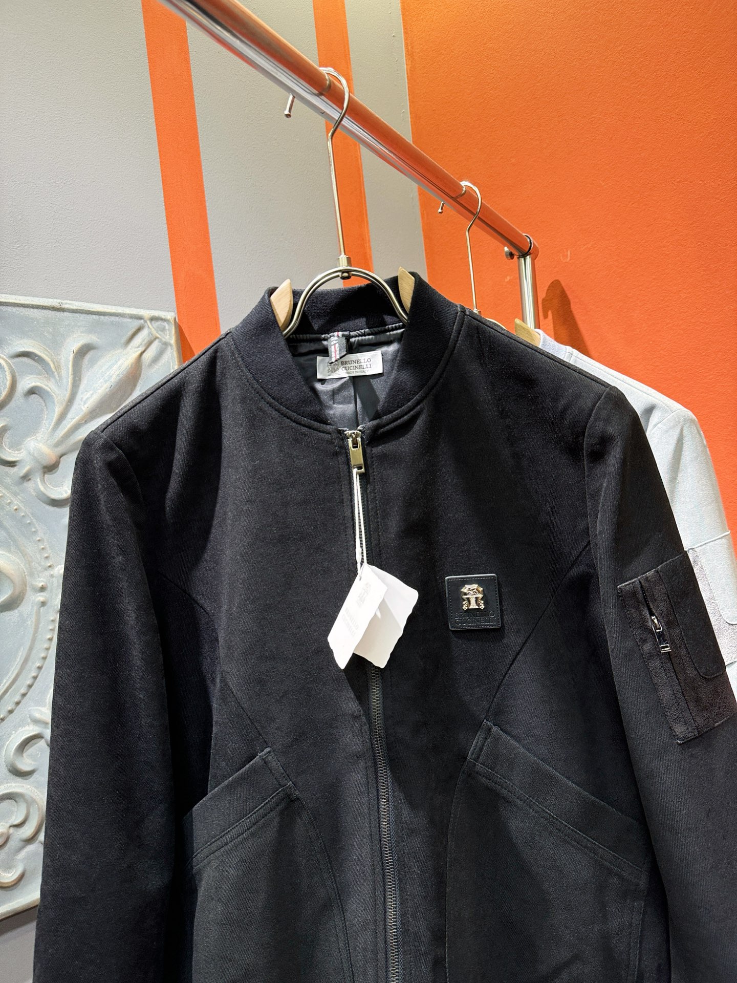 BC布鲁提 2025秋季新款夹克外套，原单狠货 意大利进口面料时尚夹克外套。欧洲专柜同步，上身更随意大方