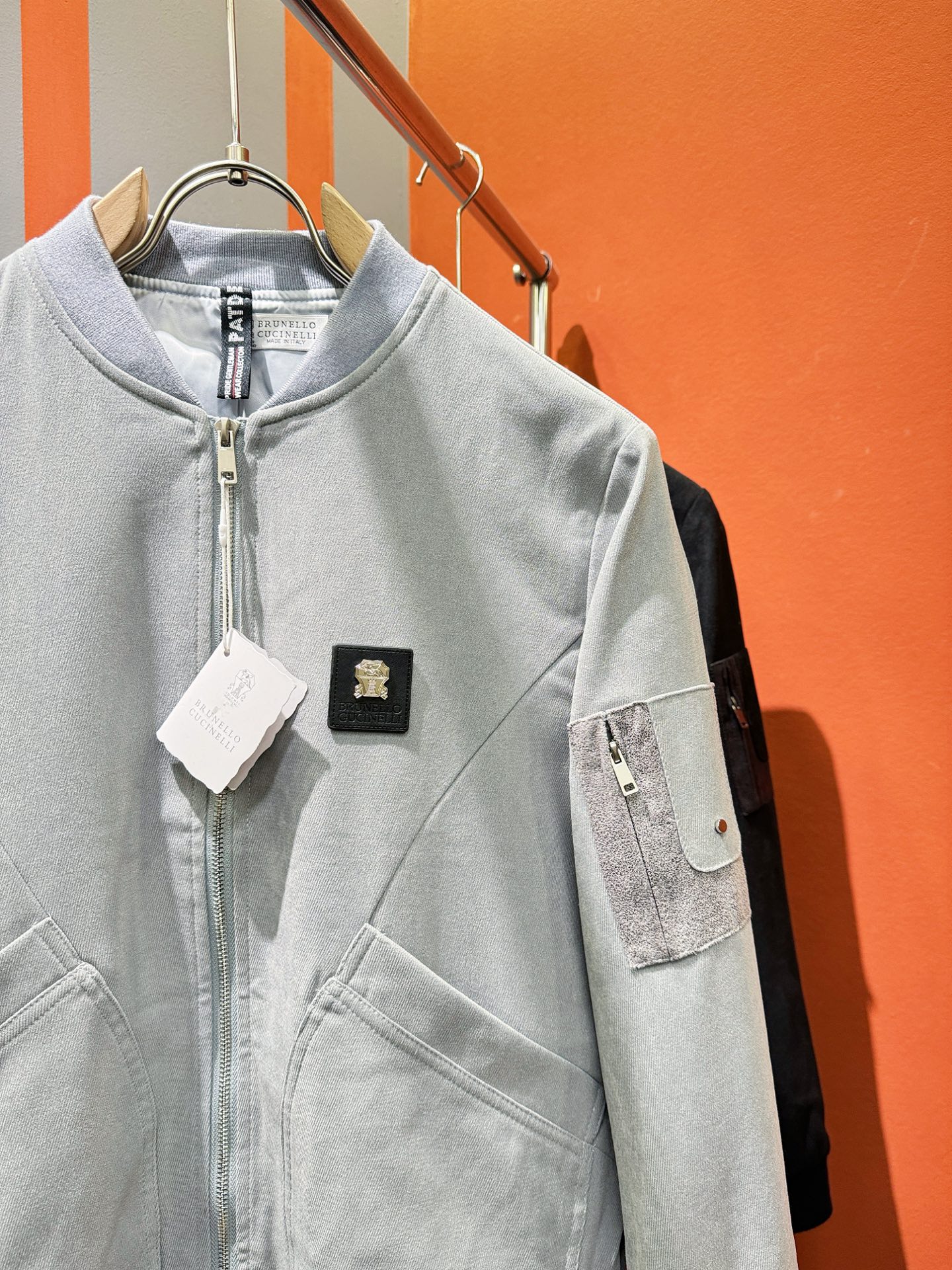 BC布鲁提 2025秋季新款夹克外套，原单狠货 意大利进口面料时尚夹克外套。欧洲专柜同步，上身更随意大方