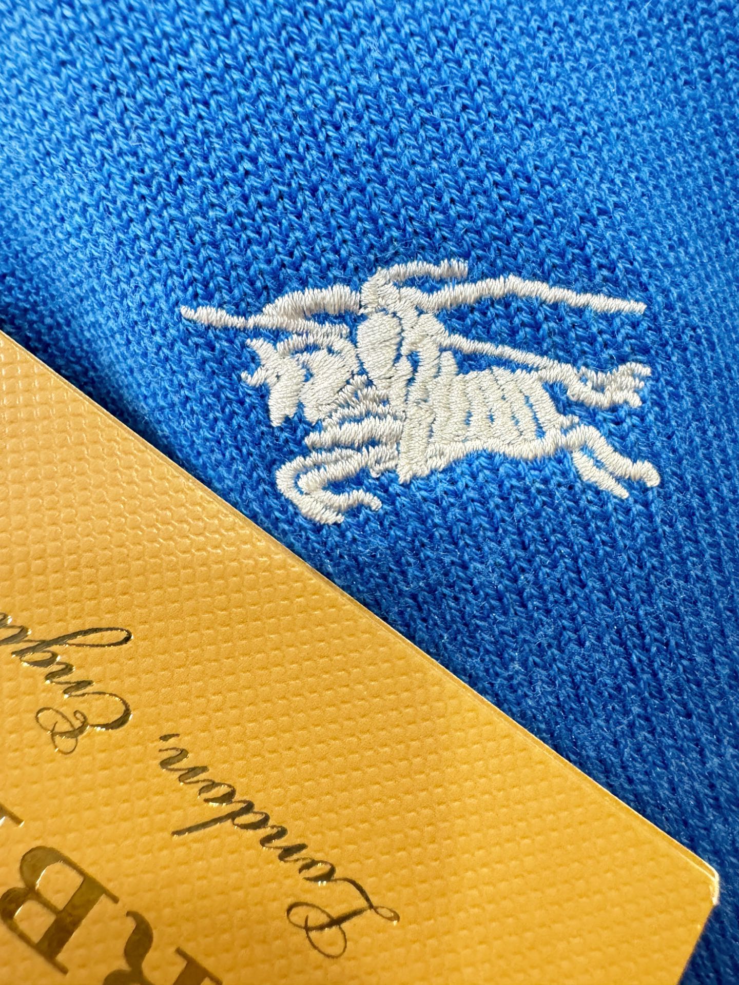 BURBERRY巴宝莉 2025新款毛衣，胸前logo设计！贸易公司渠道稀出，同步官网发售！秋冬系列经典