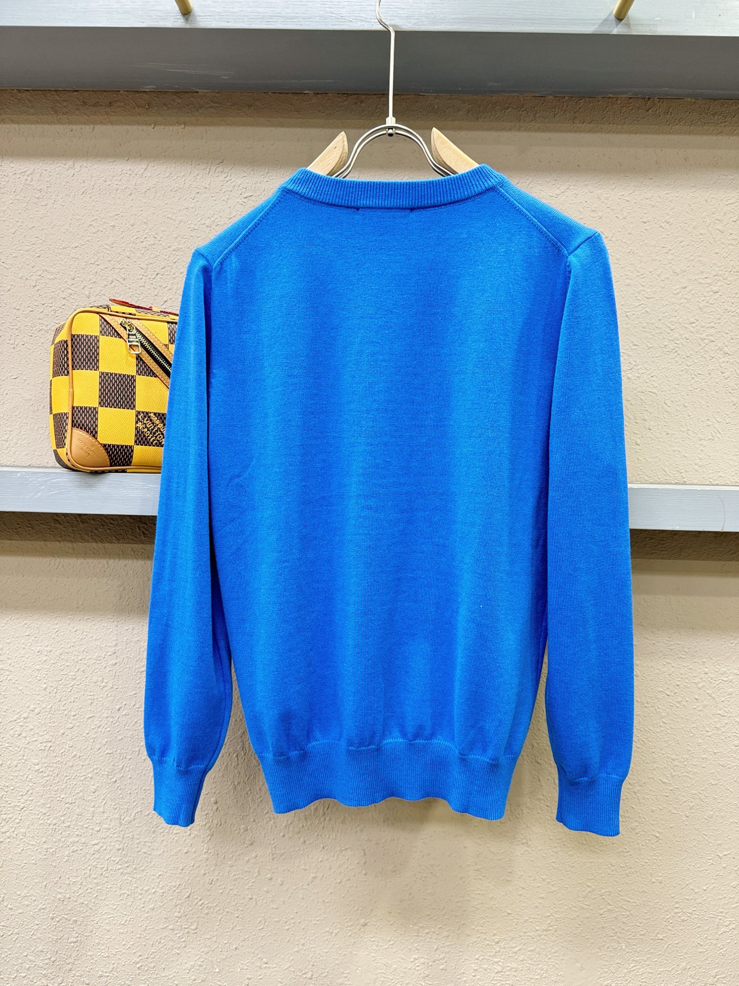 BURBERRY巴宝莉 2025新款毛衣，胸前logo设计！贸易公司渠道稀出，同步官网发售！秋冬系列经典