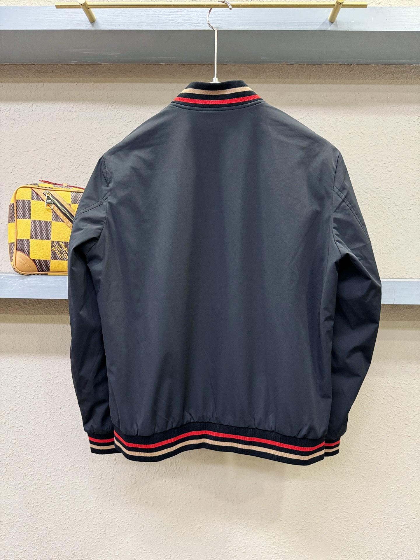 双面夹克 BURBERRY巴宝莉 2025秋冬新款双面夹克外套，两面可穿，原单狠货 意大利进口面料时尚夹