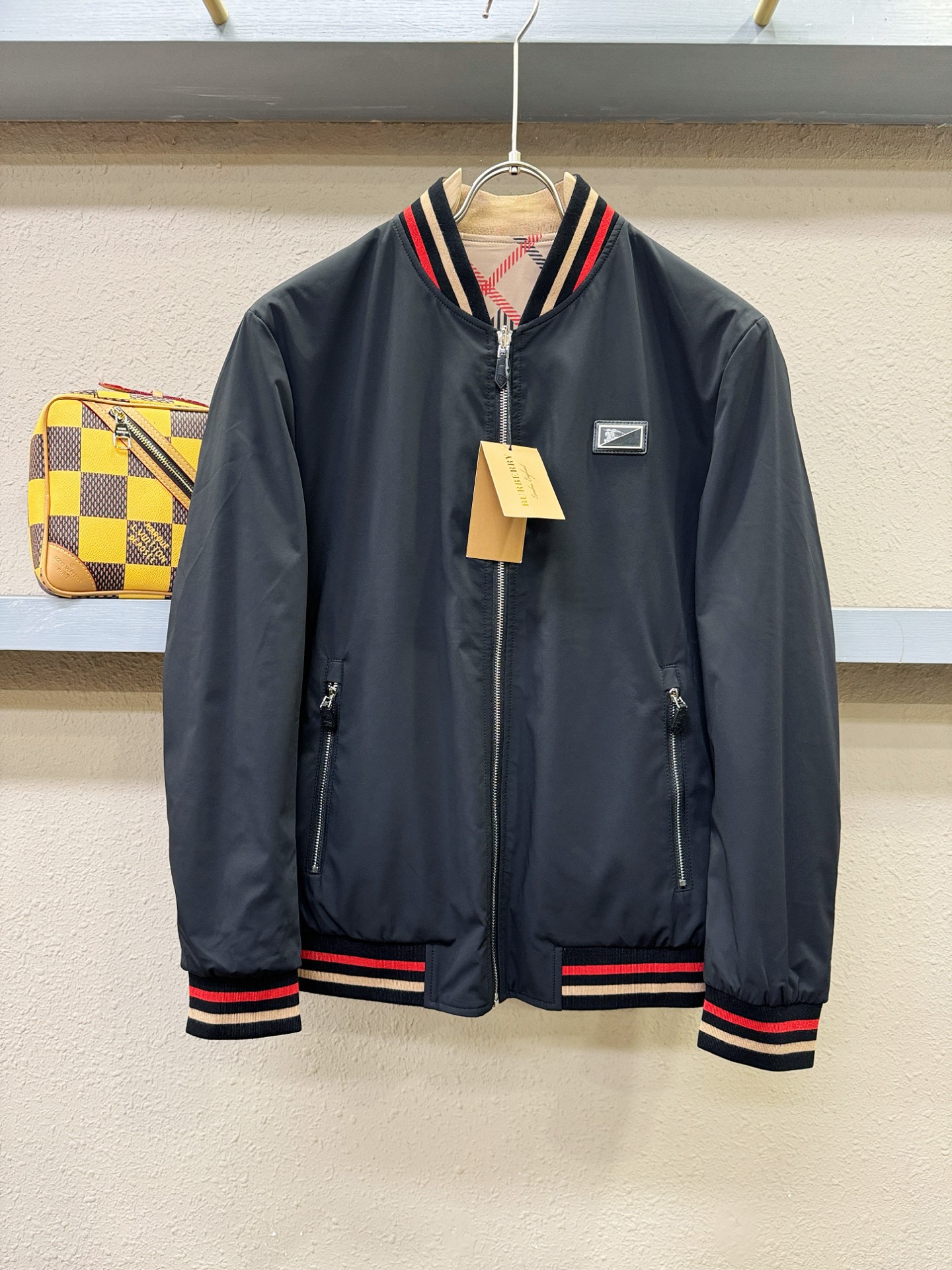 双面夹克 BURBERRY巴宝莉 2025秋冬新款双面夹克外套，两面可穿，原单狠货 意大利进口面料时尚夹