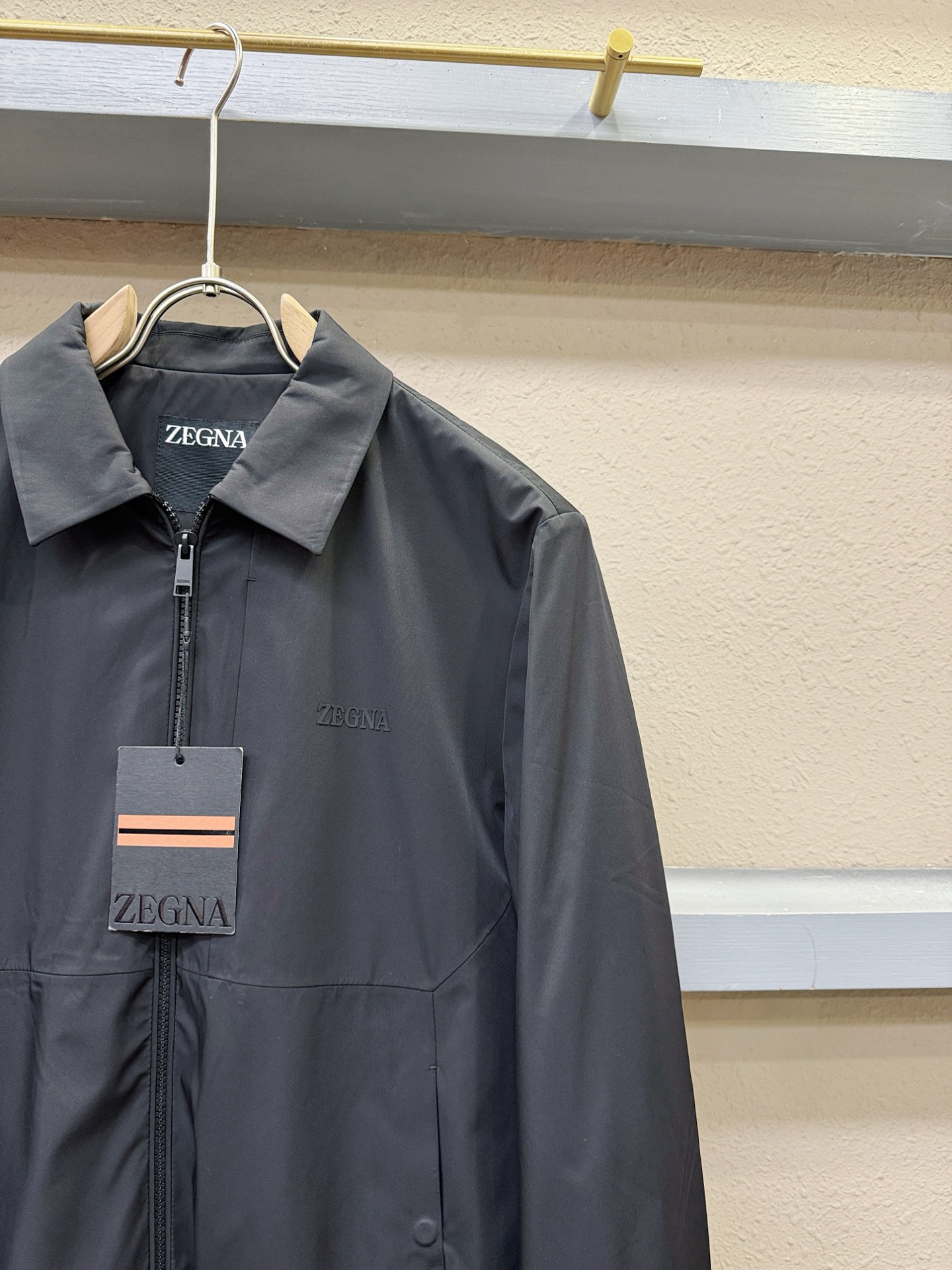 Ermenegildo Zeg*a杰*亚 2025秋冬新款夹克外套，原单狠货 意大利进口面料时尚夹克外套